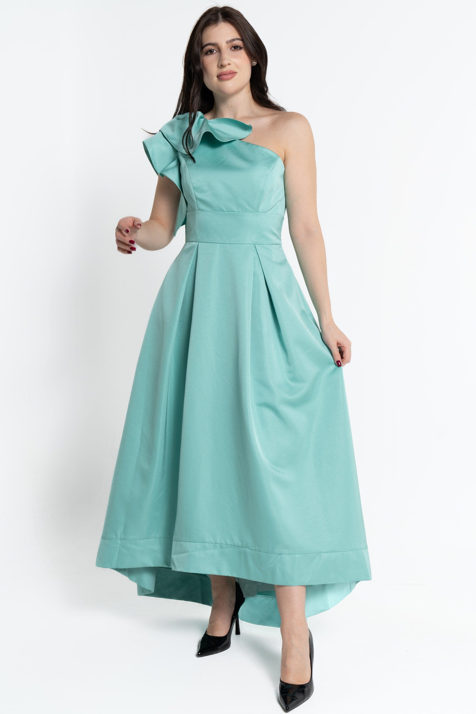 نتشي فستان ماكسي بدون أكمام ناعم اوف شولدر