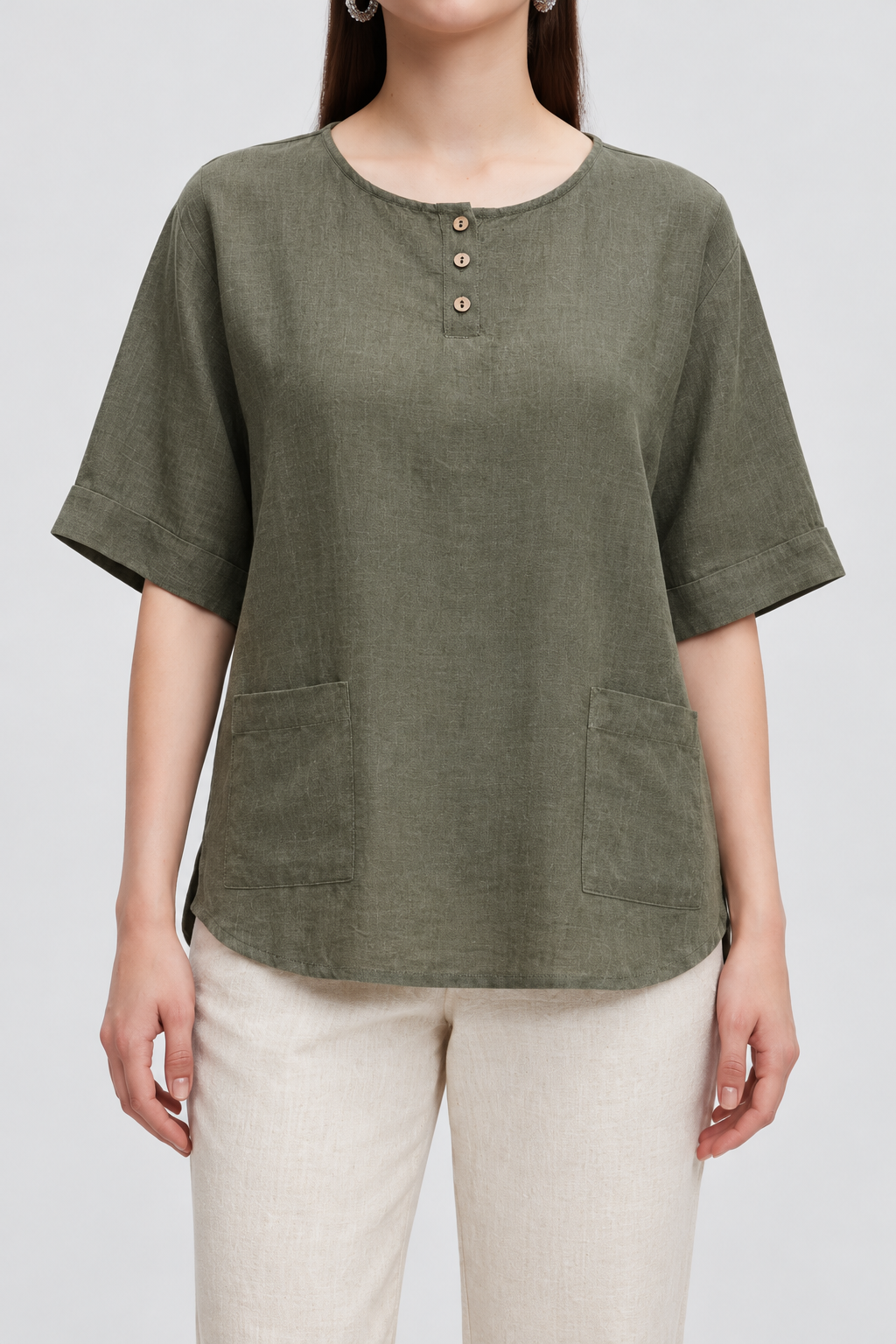 LV0899S262ZI green garment front - model Daria S