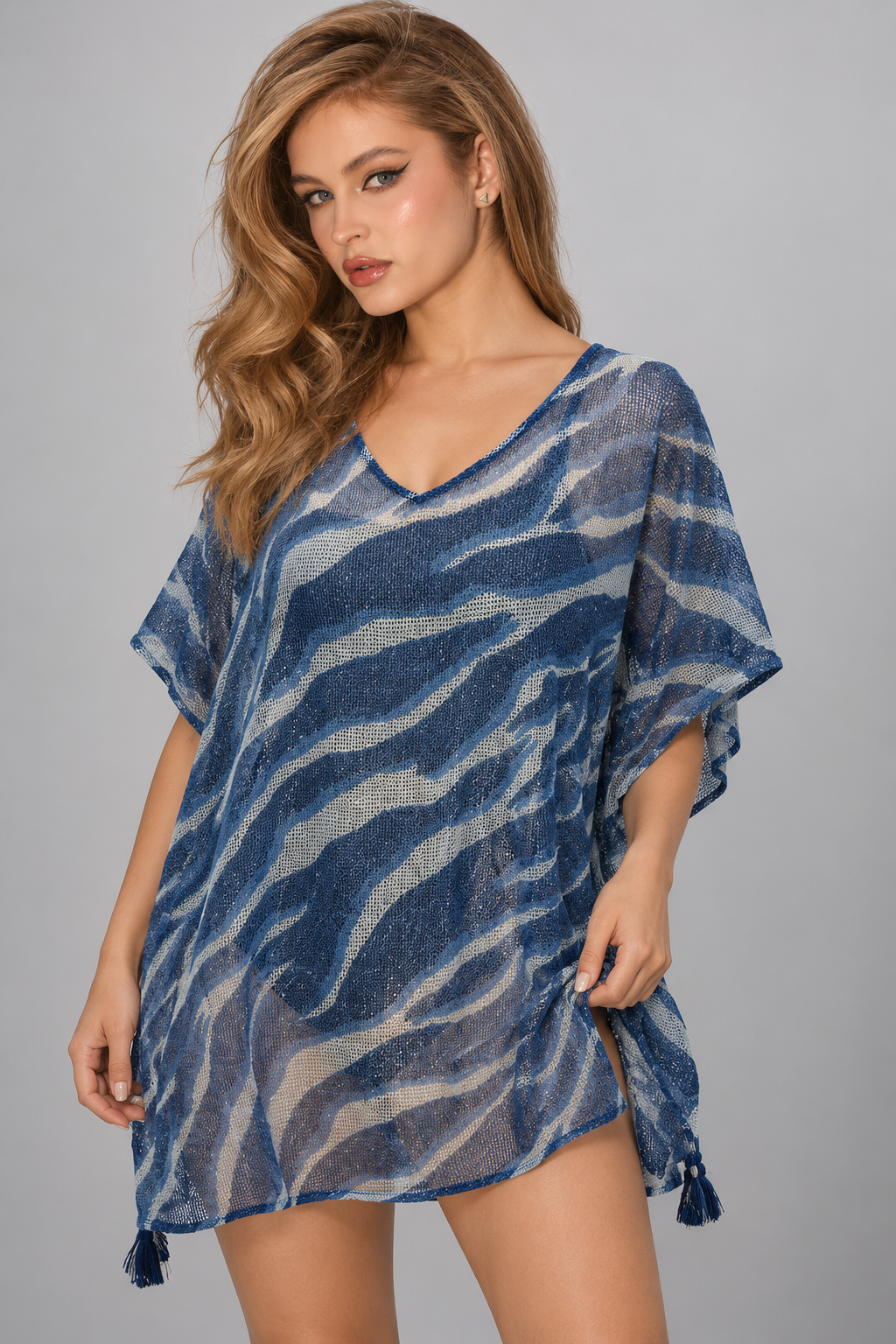 LV1161S262NY blue garment-detail model photo