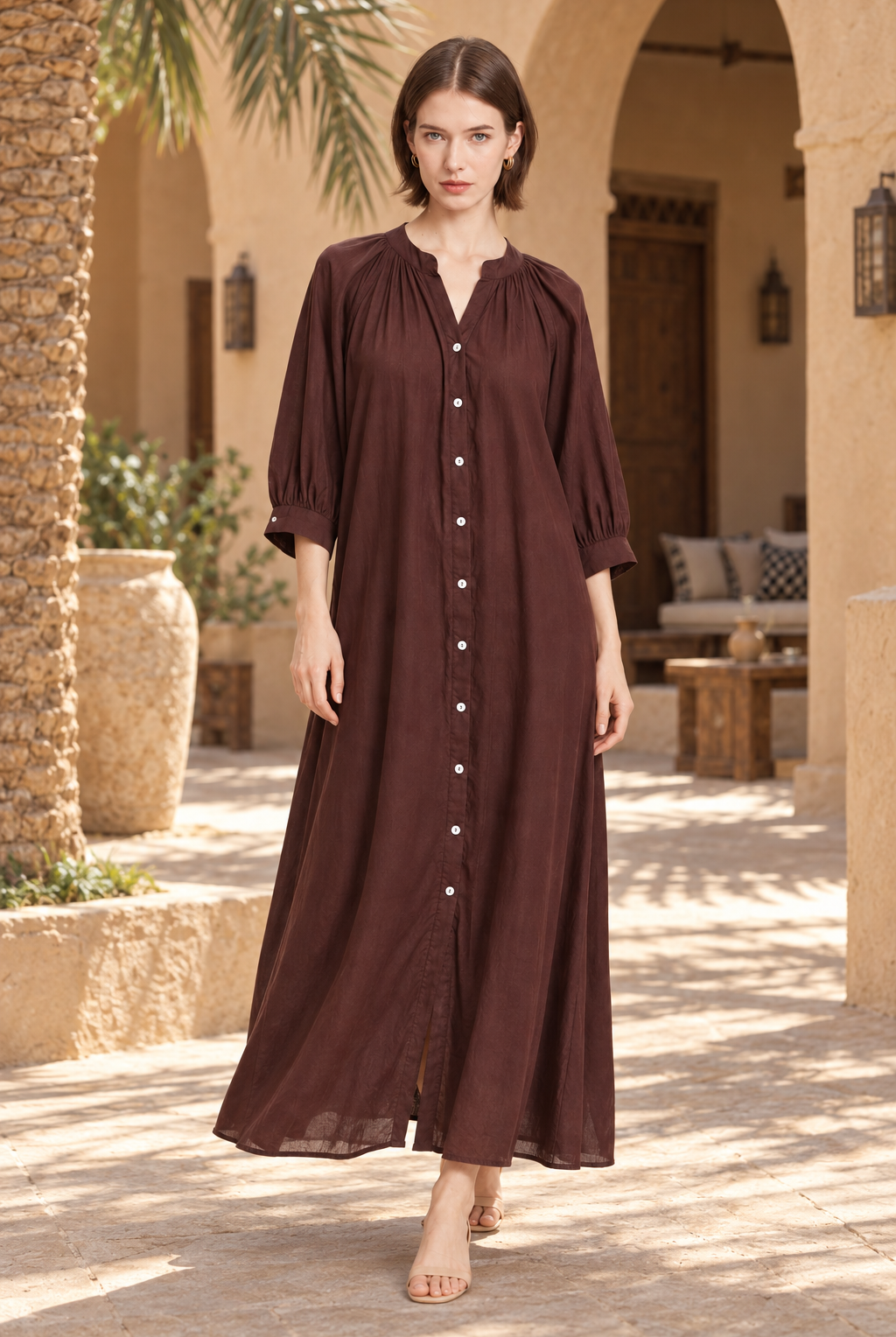 LV1166S262ZI brown lifestyle - model Maria