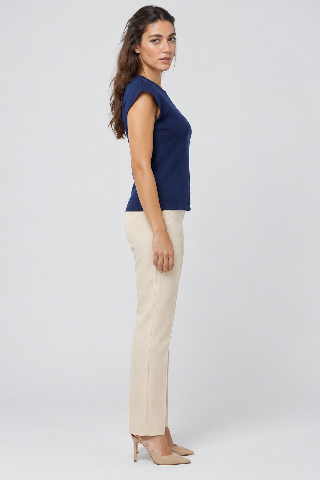 Mariana, blue top, side