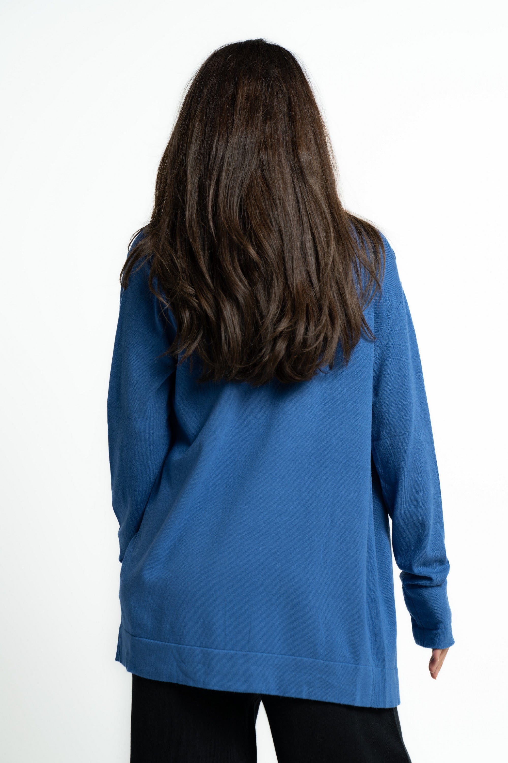 ميكا كارديجان طويل بجيوب امامية سادة