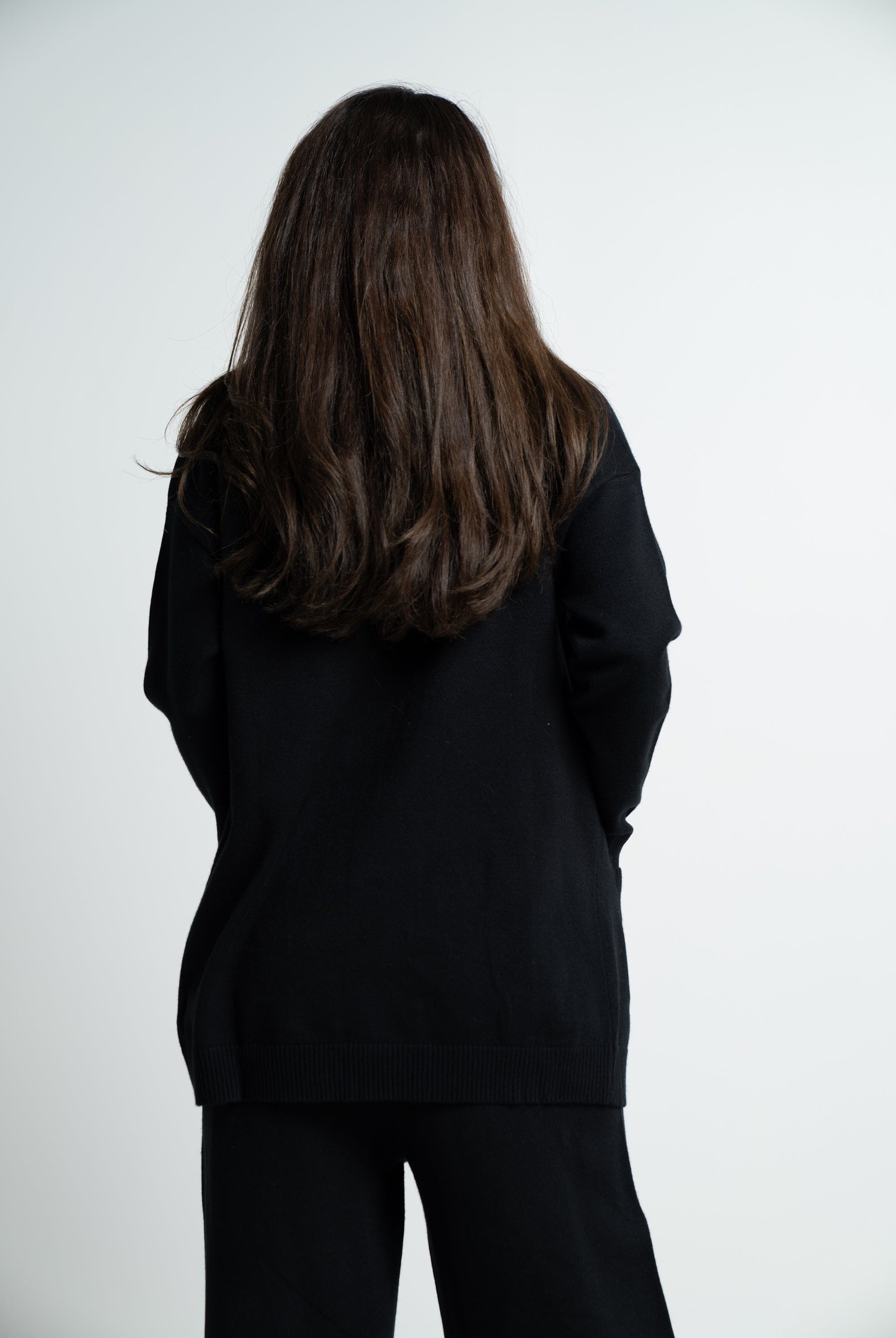 ميكا كارديجان طويل بجيوب امامية سادة