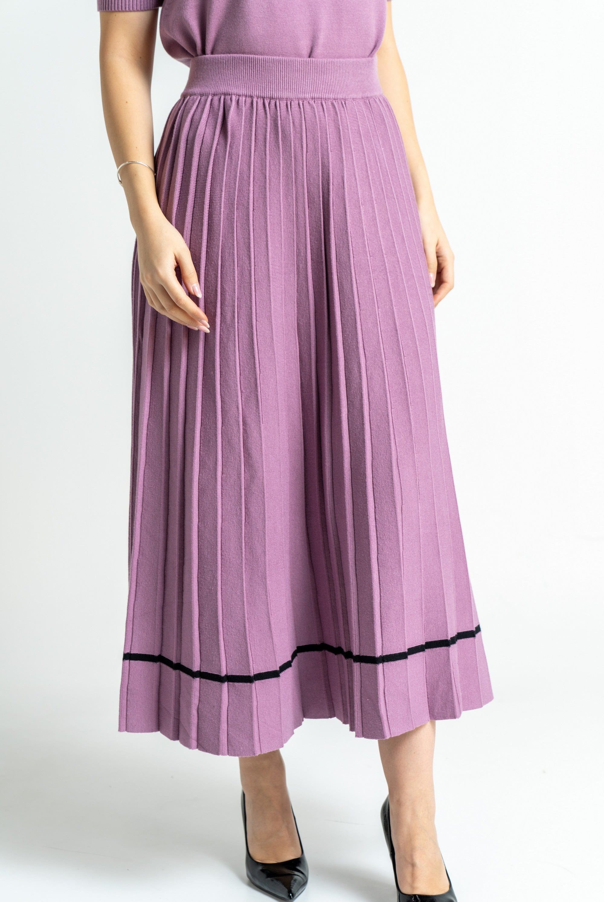 ميكا تنورة ميدي منسوجة بليسية