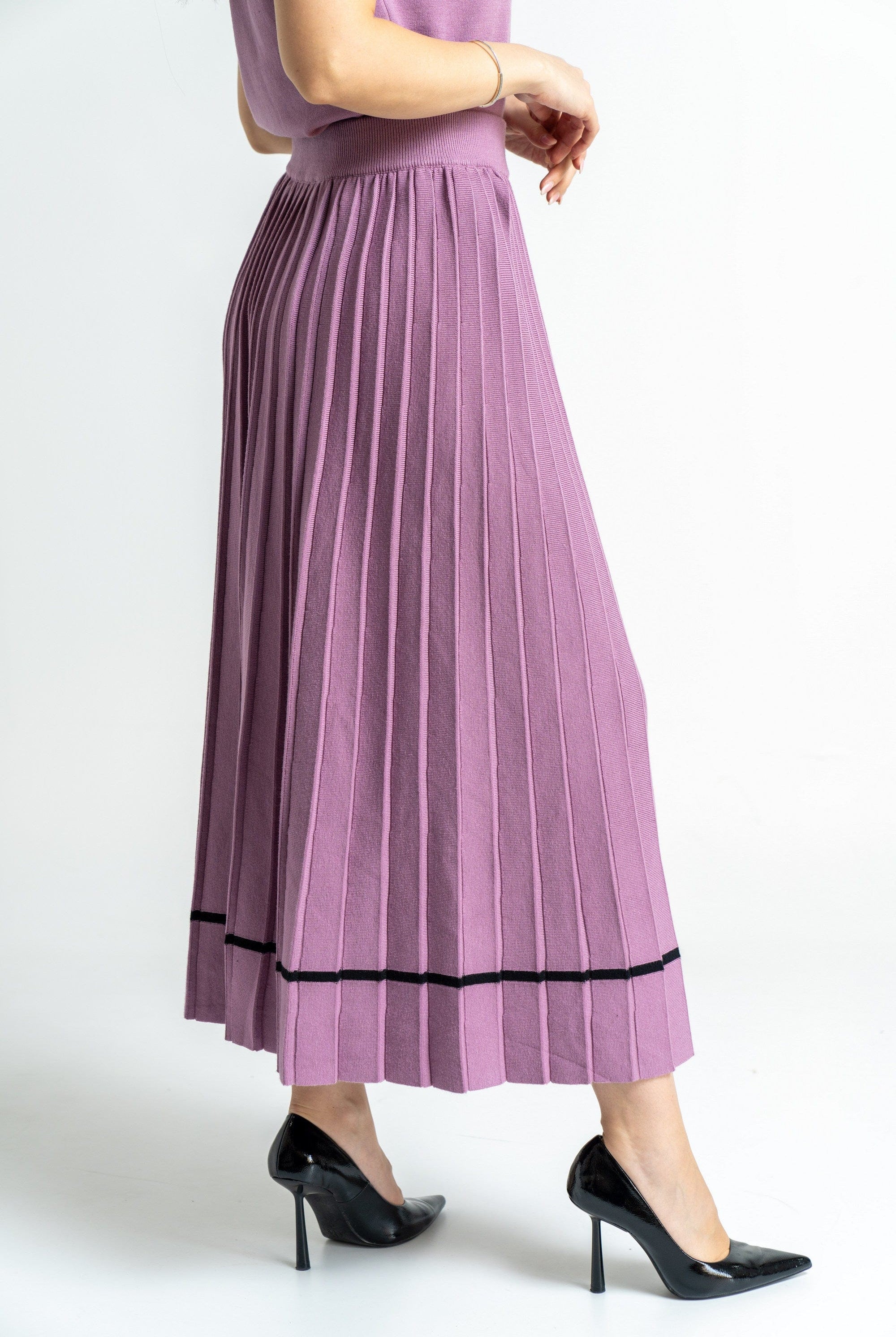 ميكا تنورة ميدي منسوجة بليسية