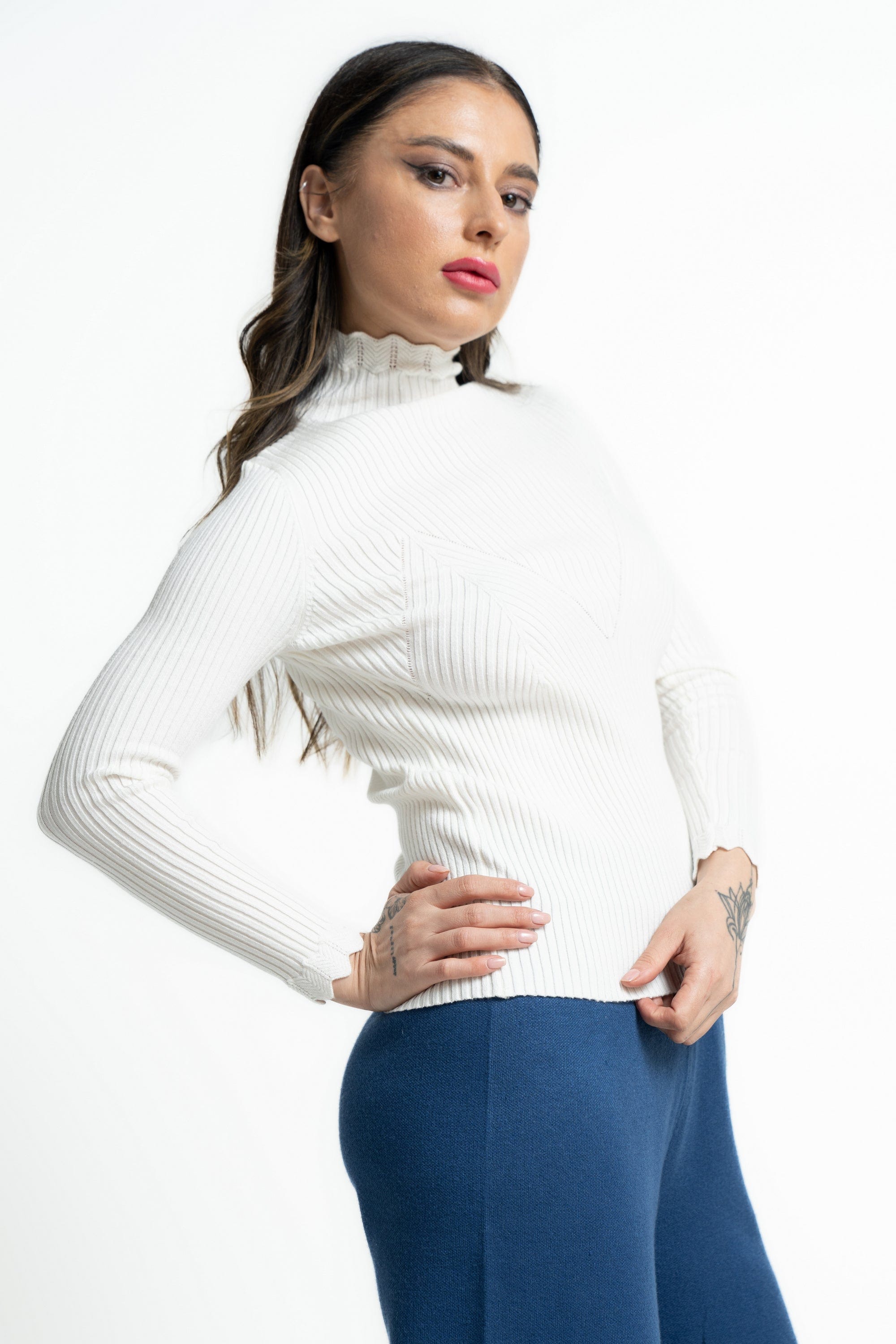 ميكا بلوفر برقبة سادة مخطط كم طويل نسائي