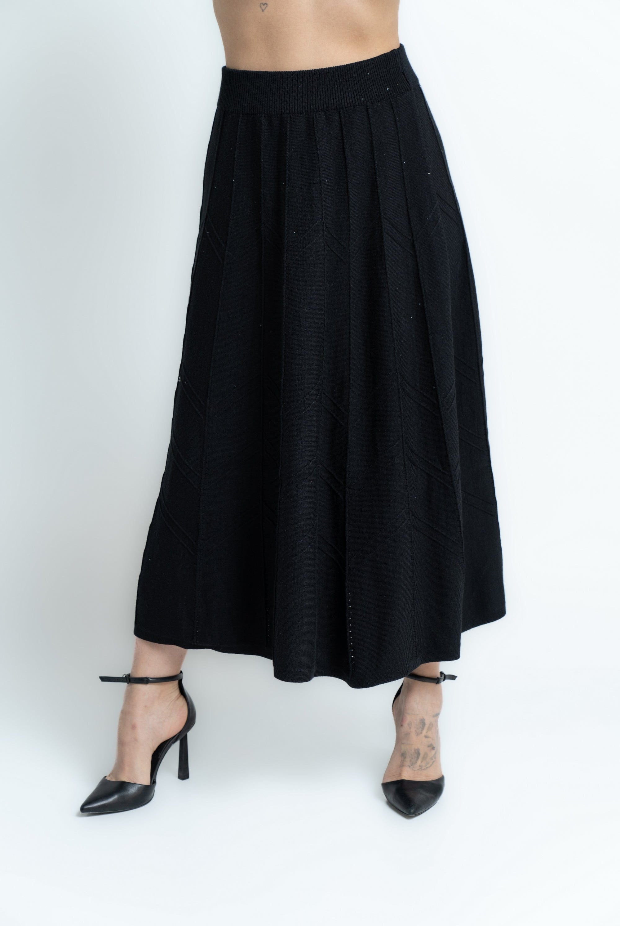 ميكا تنورة ميدي منسوجة هاي ويست