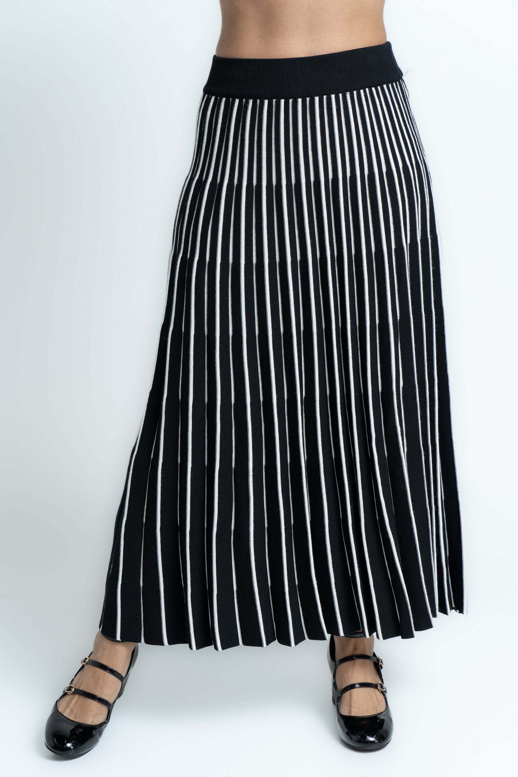 ู
ููุง ุชููุฑุฉ ู
ูุฏู ูุงู ูุณุช ู
ููู
ุฉ ุจุงูุทูู