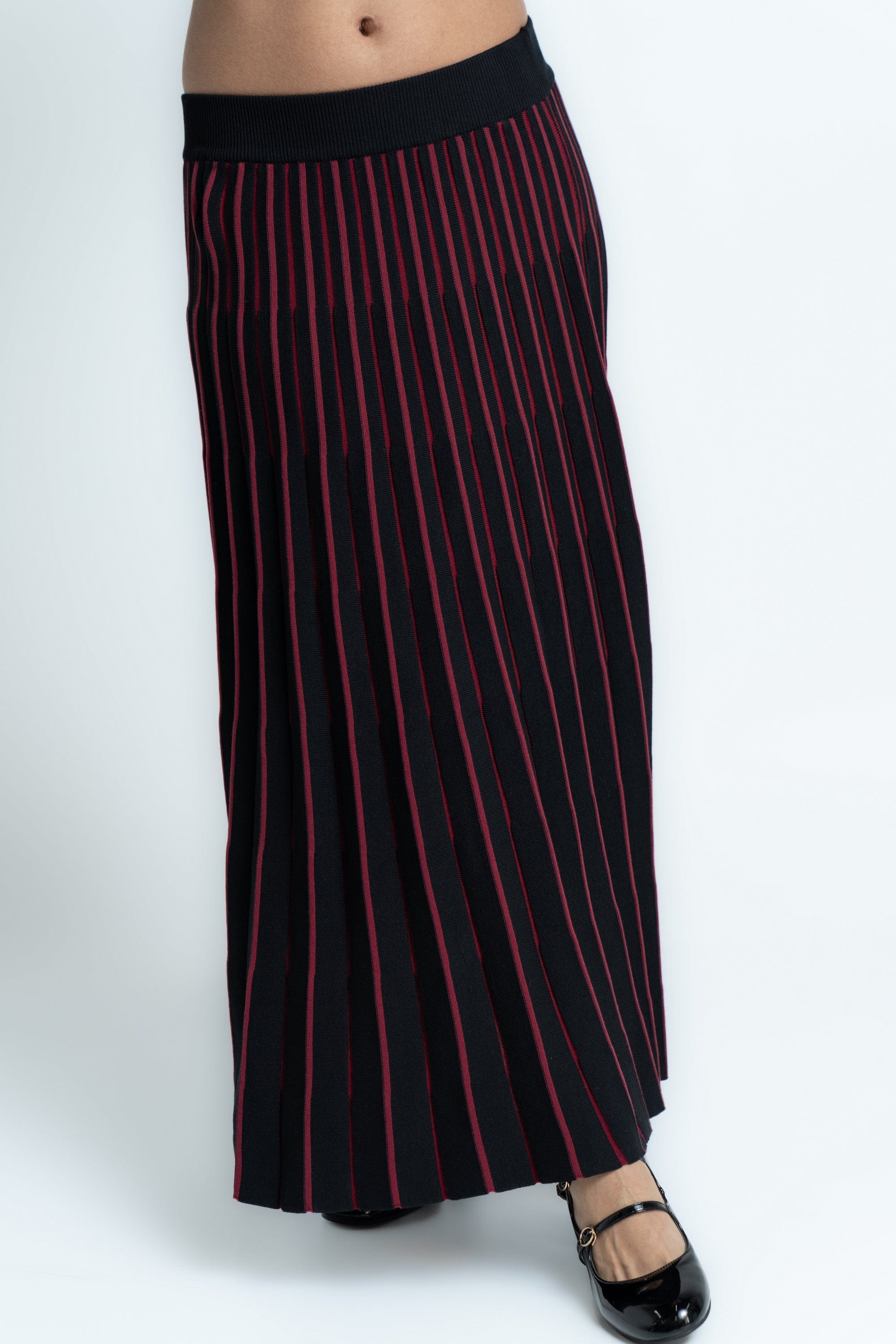 ู
ููุง ุชููุฑุฉ ู
ูุฏู ูุงู ูุณุช ู
ููู
ุฉ ุจุงูุทูู