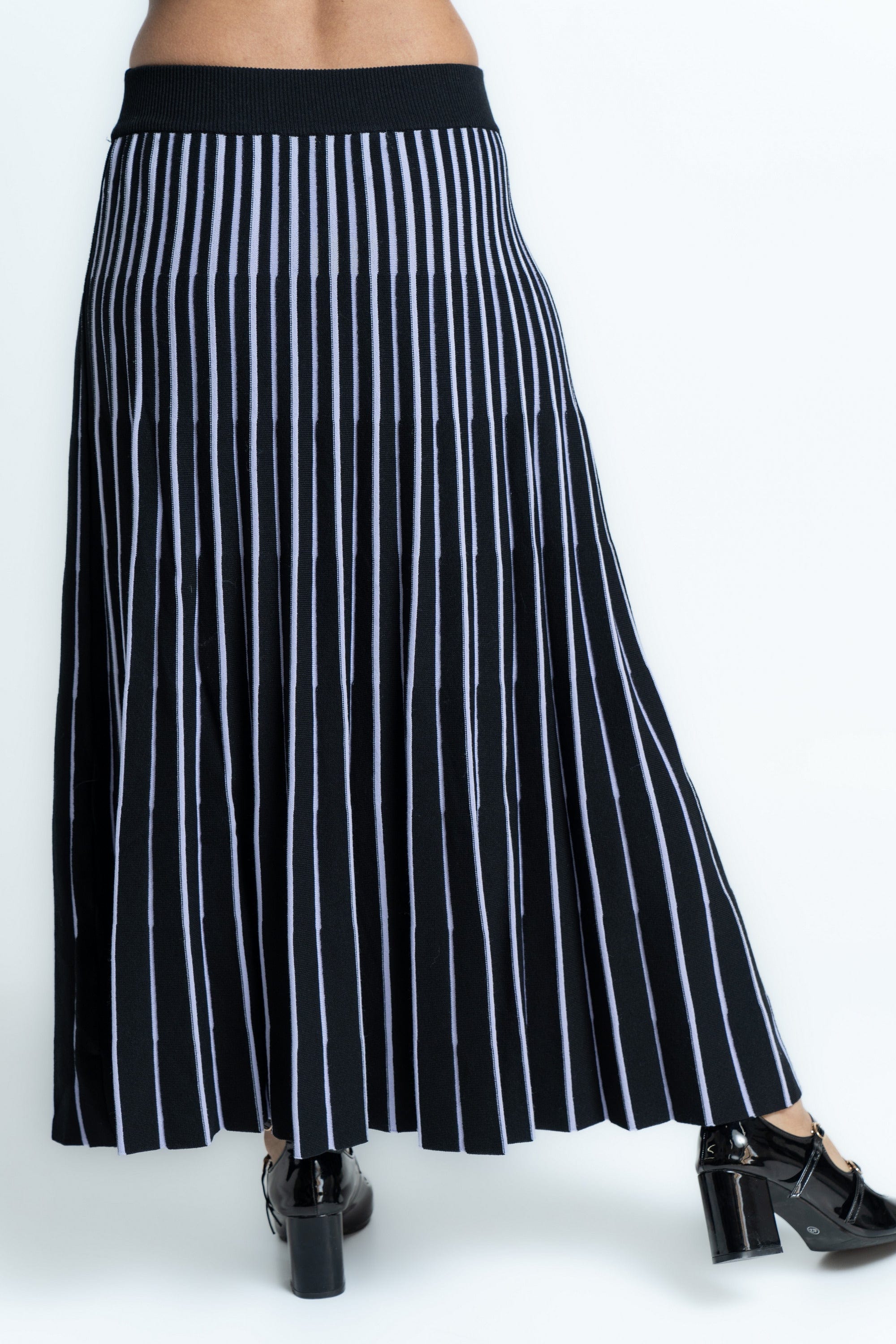 ู
ููุง ุชููุฑุฉ ู
ูุฏู ูุงู ูุณุช ู
ููู
ุฉ ุจุงูุทูู