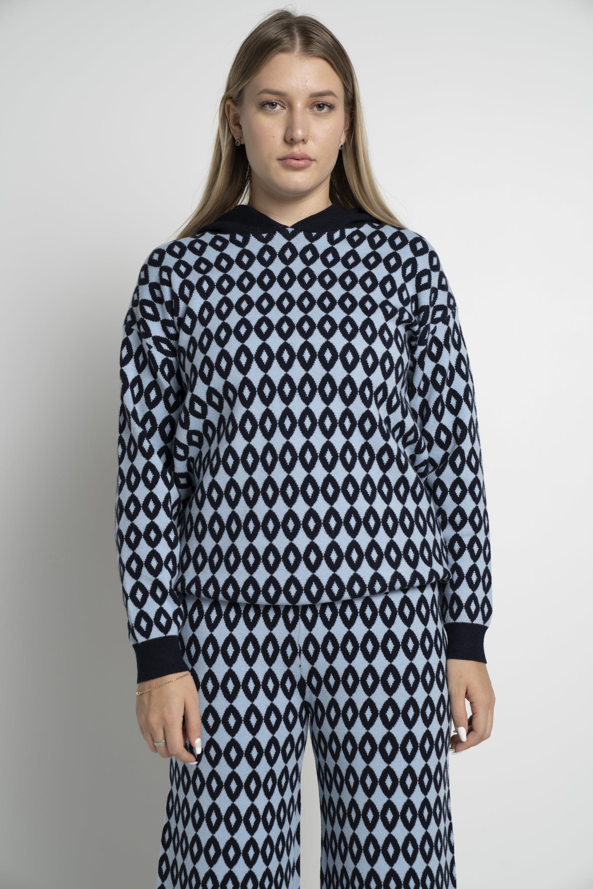 ميكا بلوزة بأكمام طويلة منسوجة مطبوعة