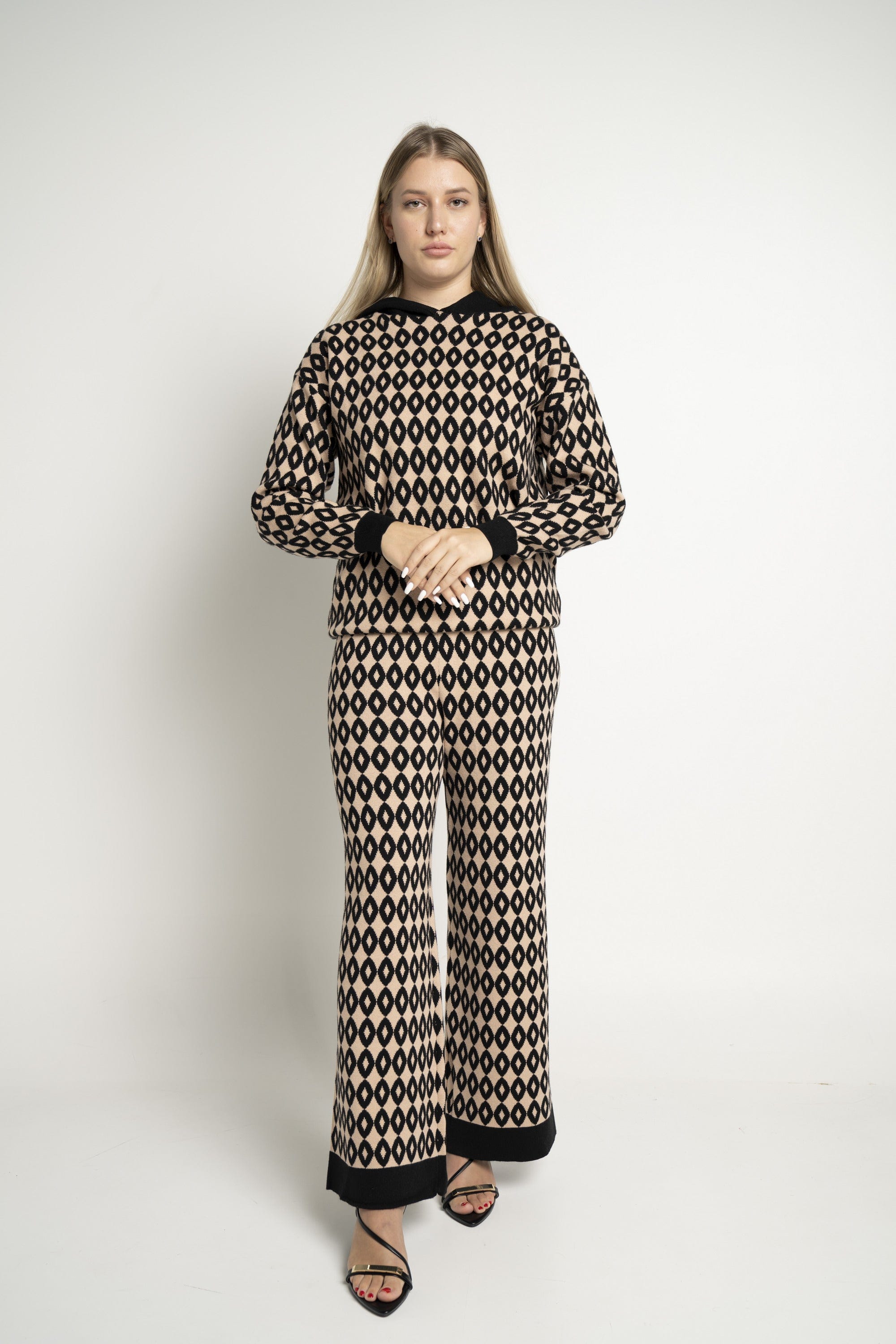 ميكا بلوزة بأكمام طويلة منسوجة مطبوعة