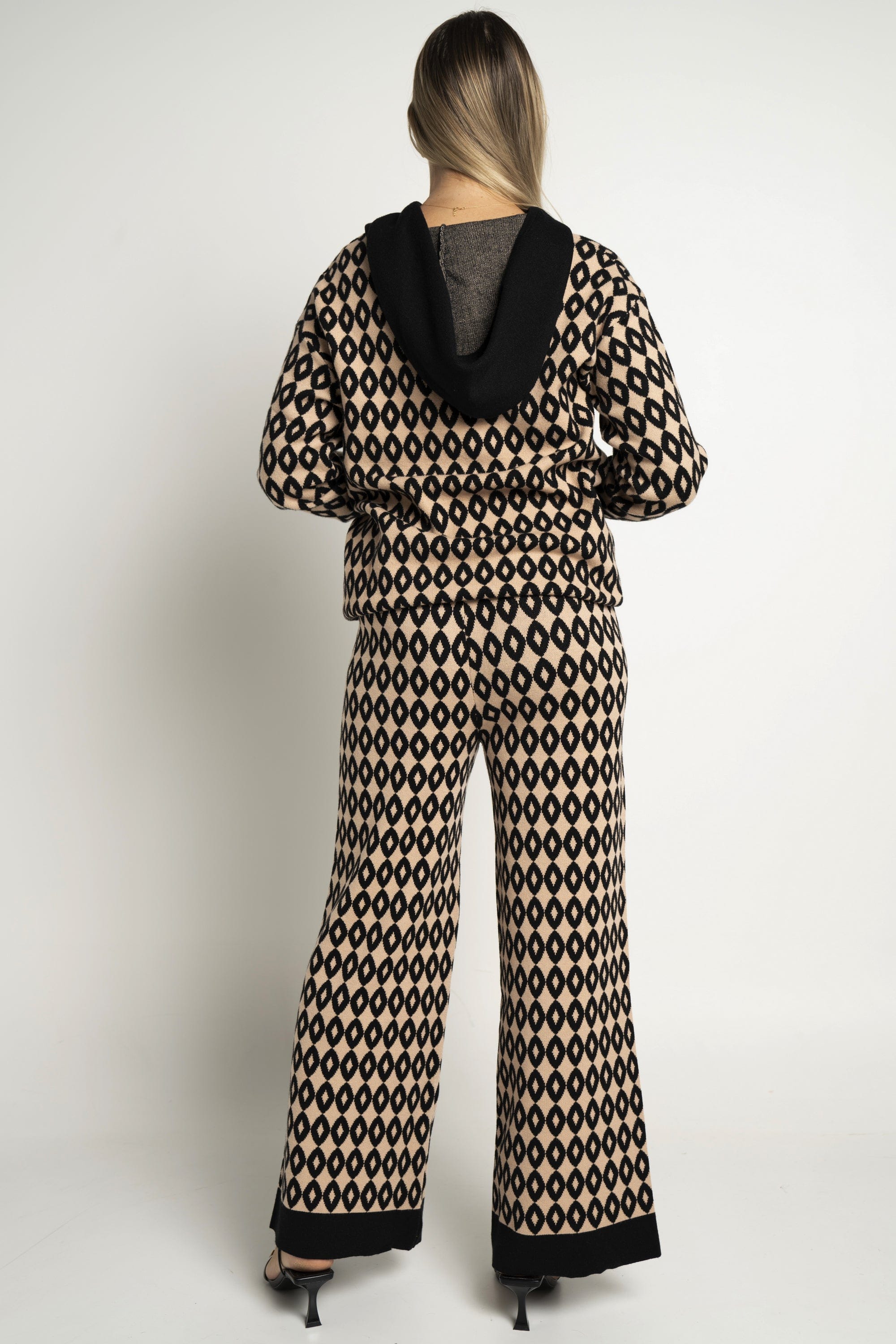 ميكا بلوزة بأكمام طويلة منسوجة مطبوعة