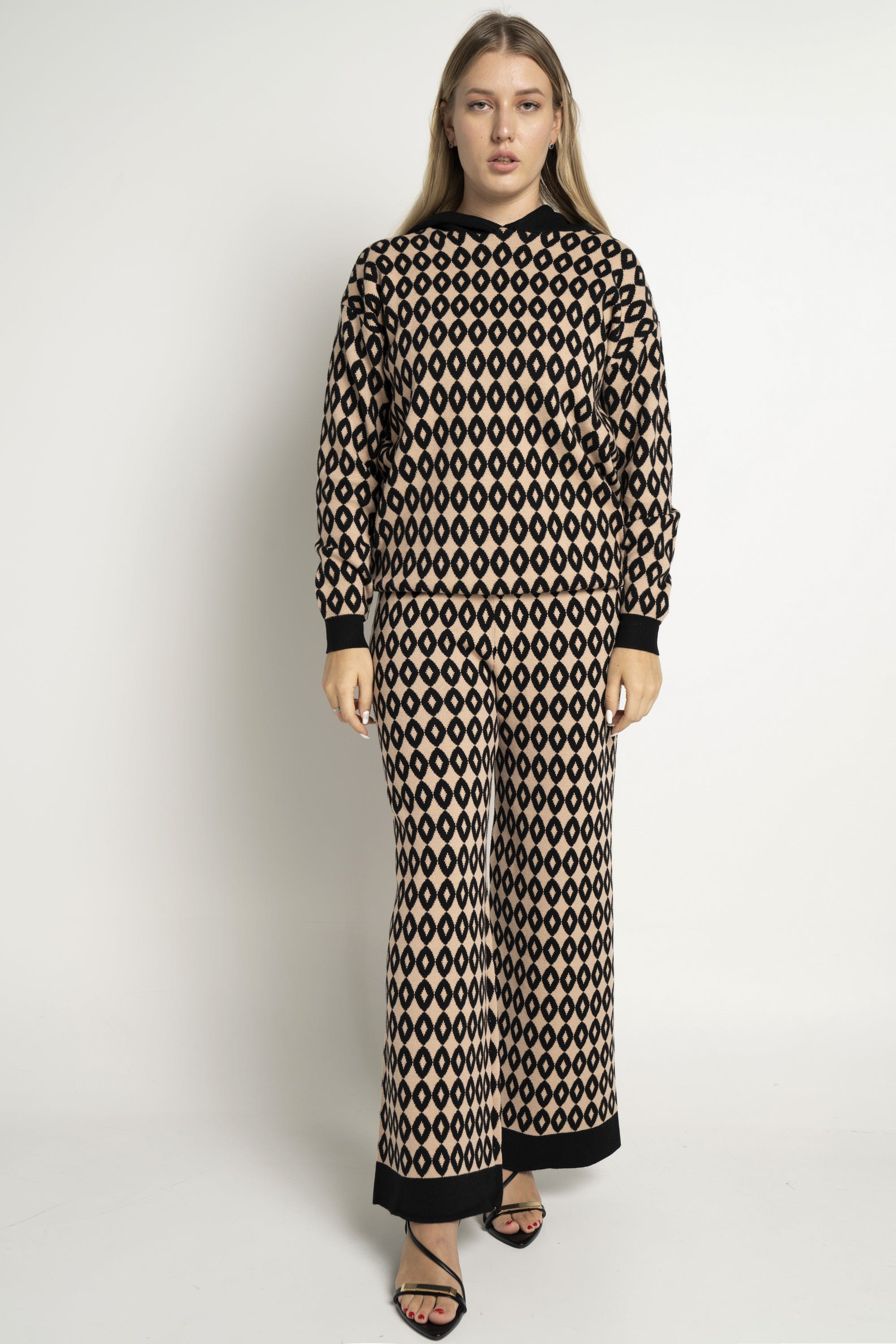 ู
ููุง ุจูุทููู ุทููู ูุณุงุฆู ู
ูุณูุฌ ู
ุทุจูุน