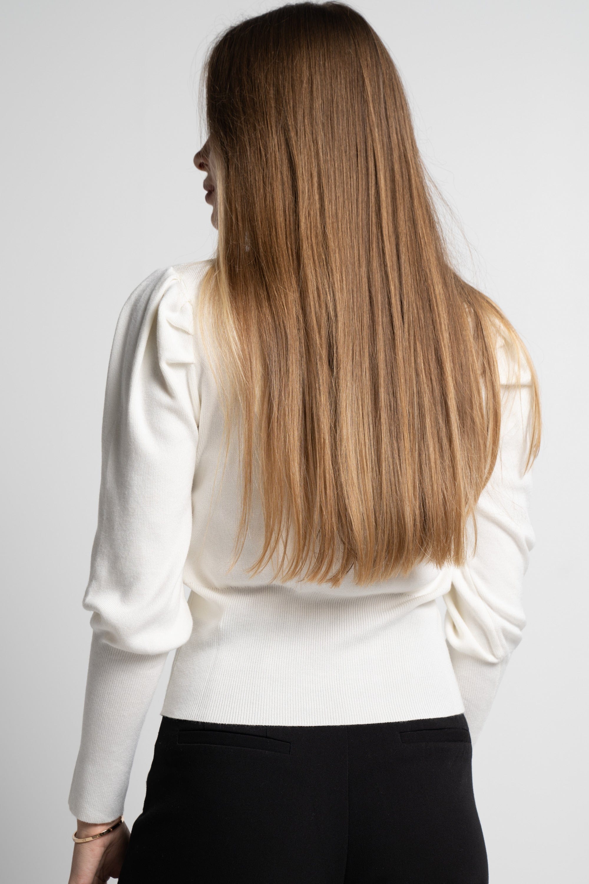 ميكا بلوفر بيزك سادة كم طويل نسائي