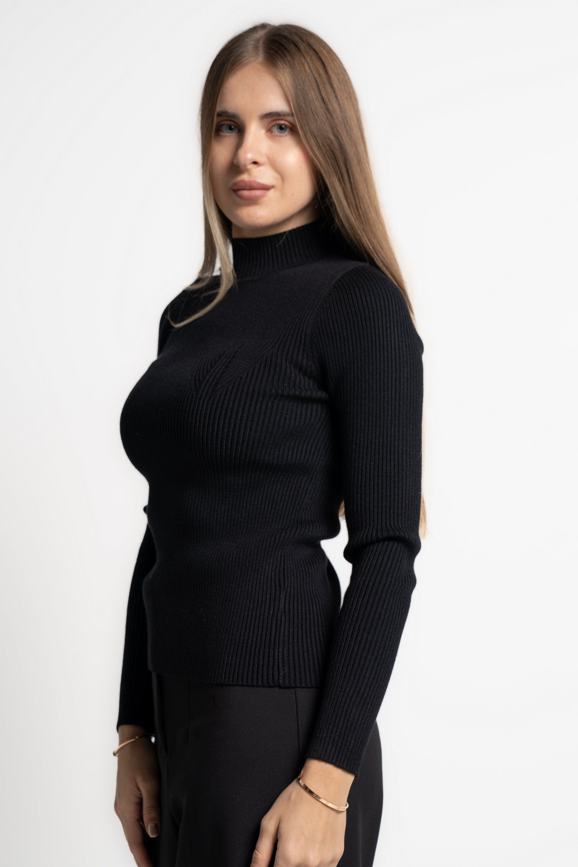 ميكا بلوفر بيزك برقبة سادة مضلع كم طويل نسائي