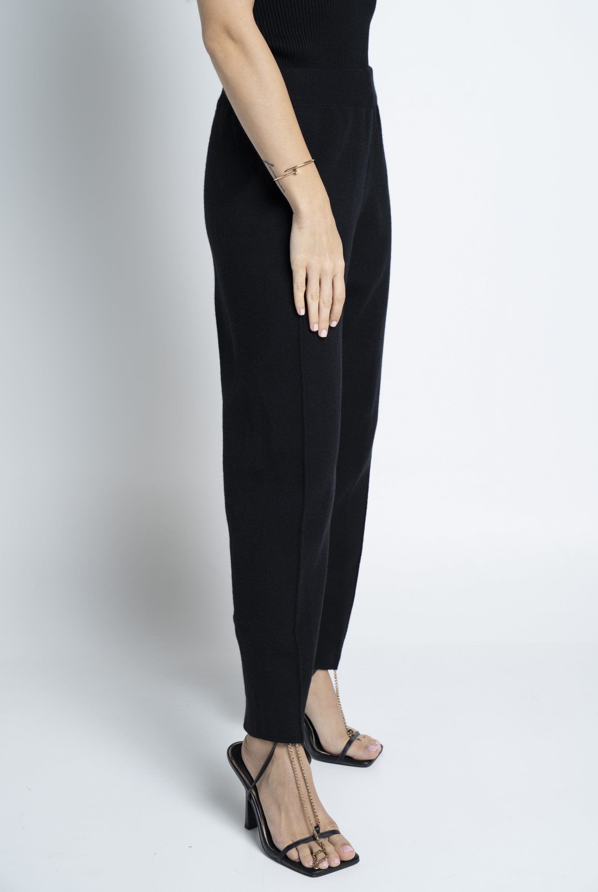 نتشي بنطلون سادة بخصر مطاطي نسائي