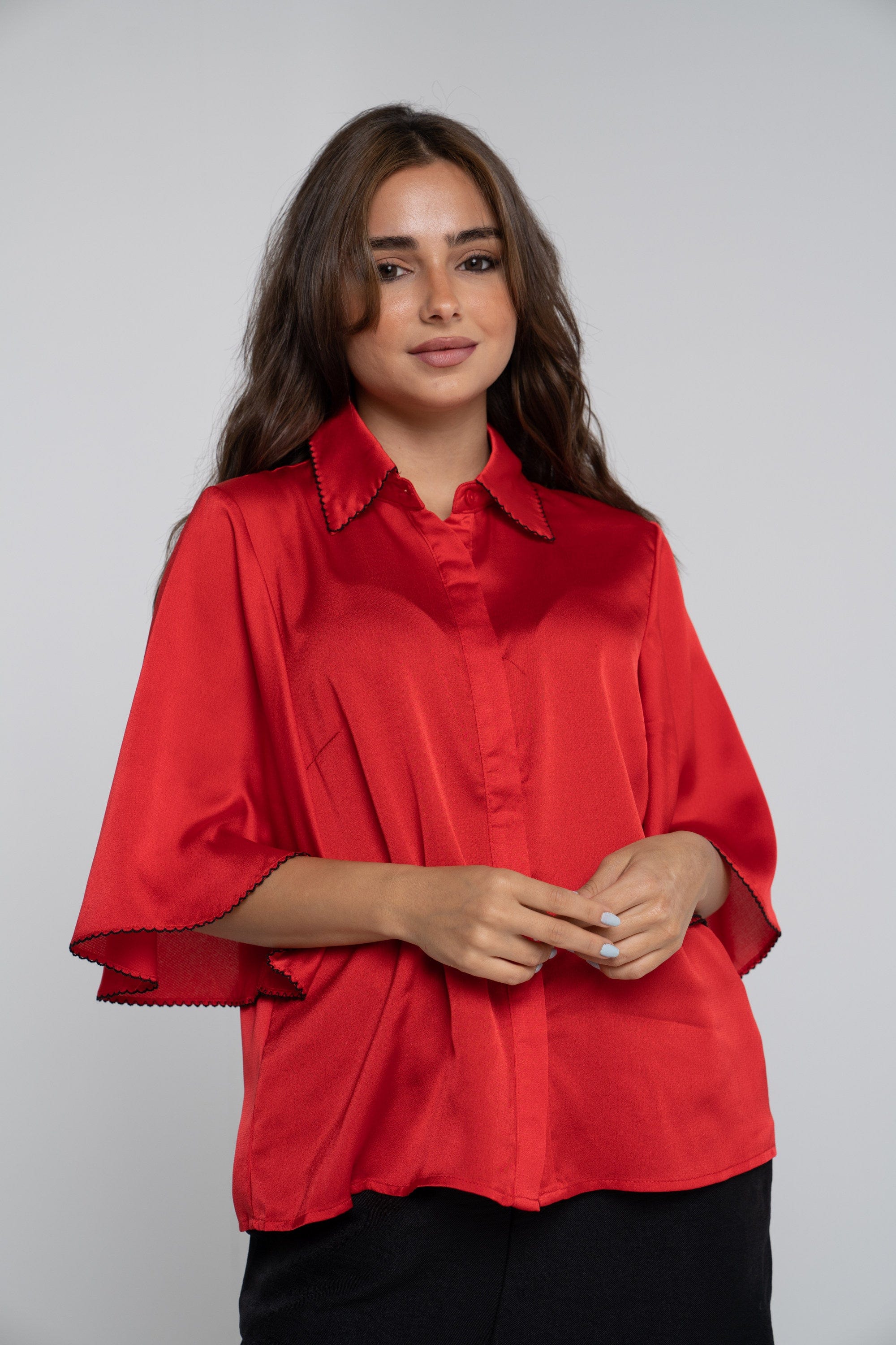 ميكا قميص بأكمام قصيرة سادة