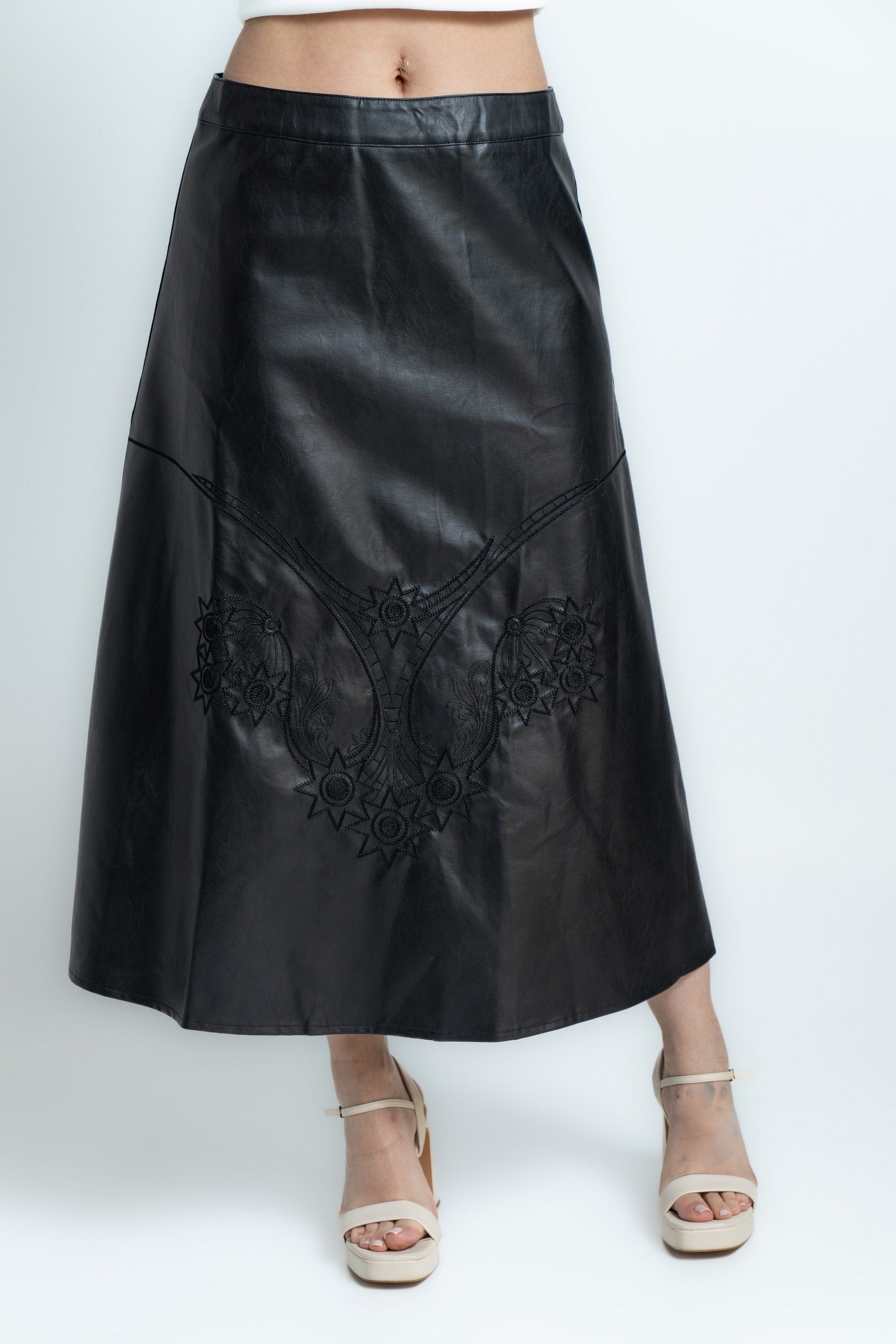 ميكا تنورة نسائى سادة رسمى جلد