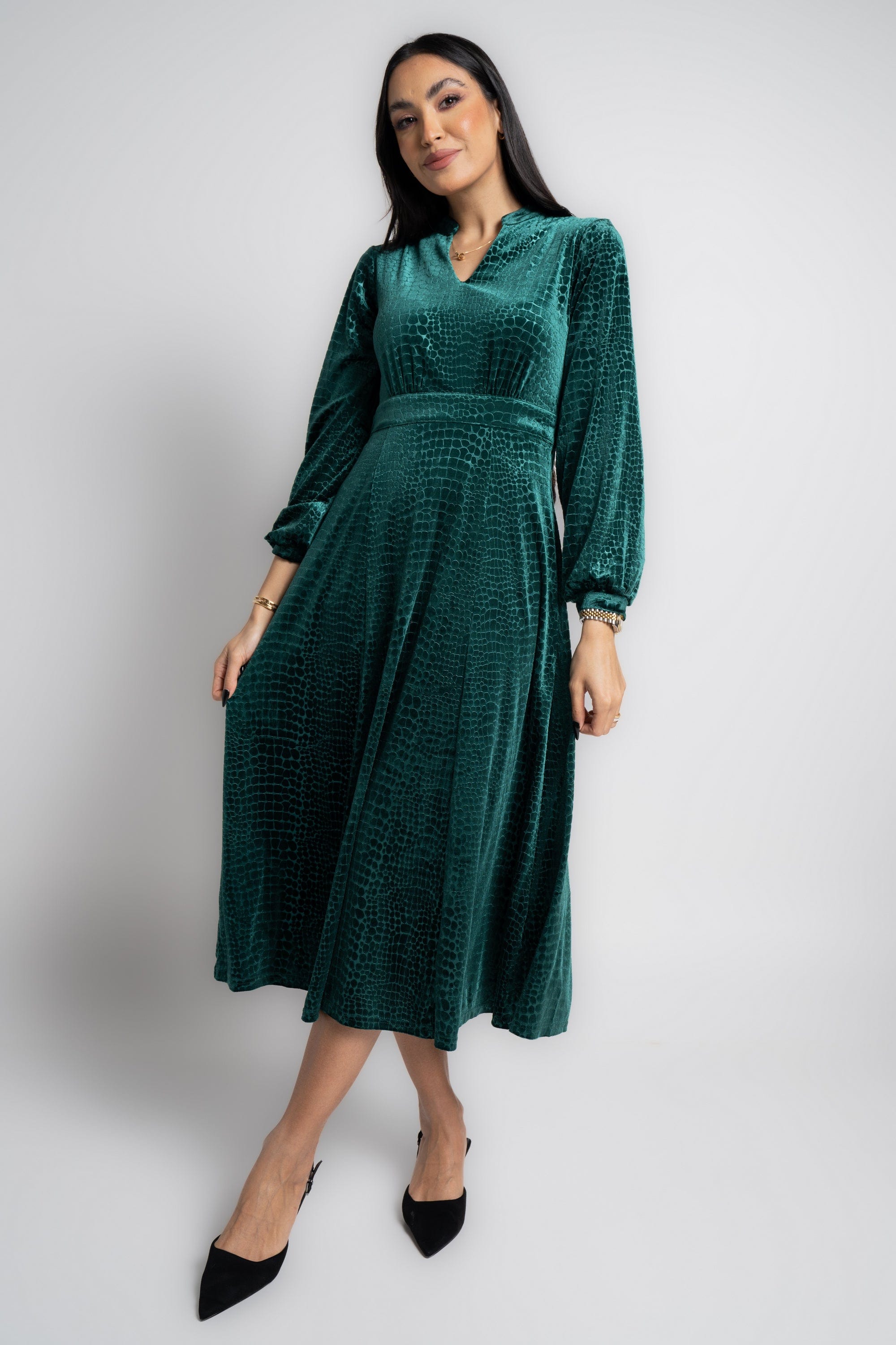 ميكا فستان نسائي كم طويل ميدى واسع من الأسفل