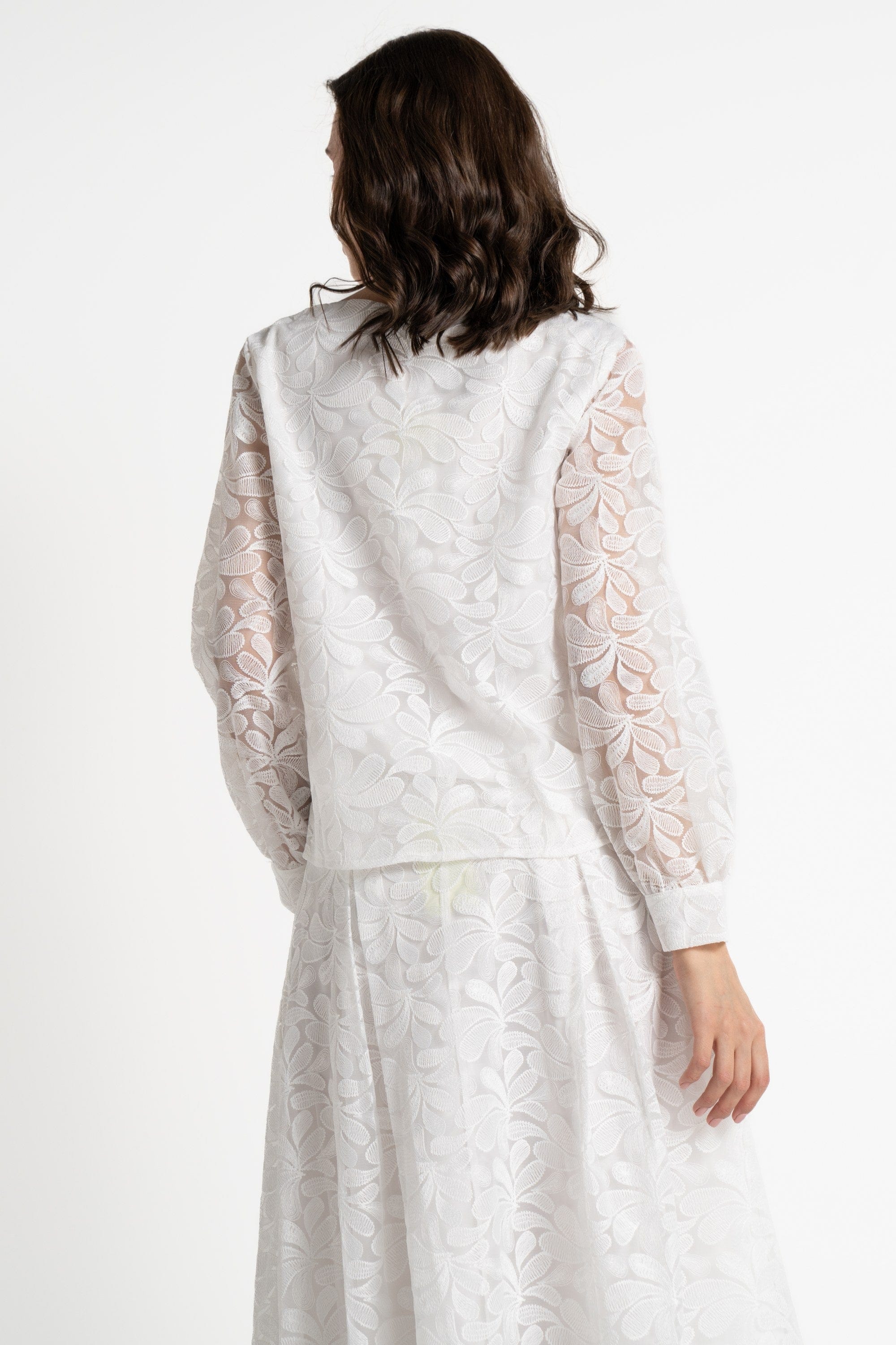 ميكا بلوزة بأكمام طويلة موردة نسائي أوف وايت