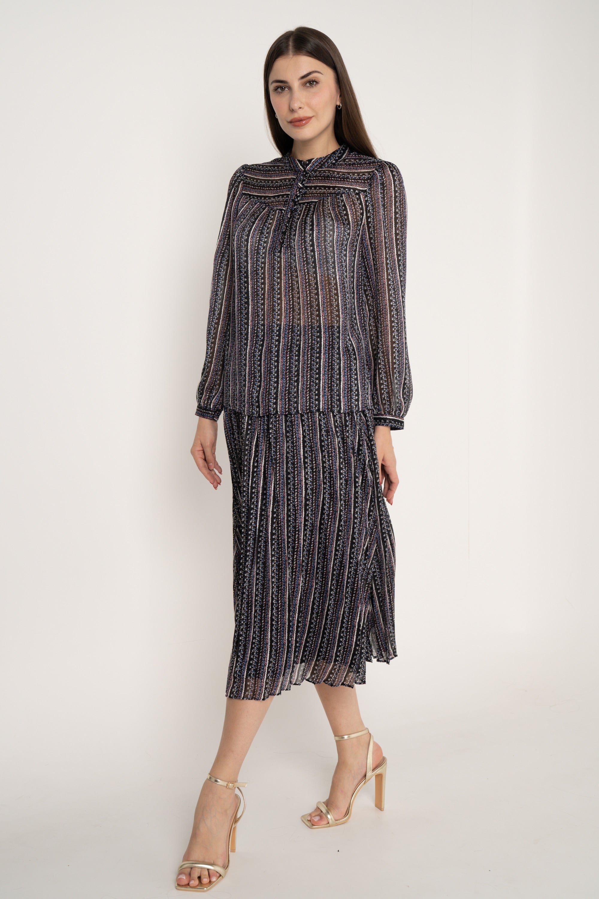 ميكا تنورة ميدي مقلمة بالنقش