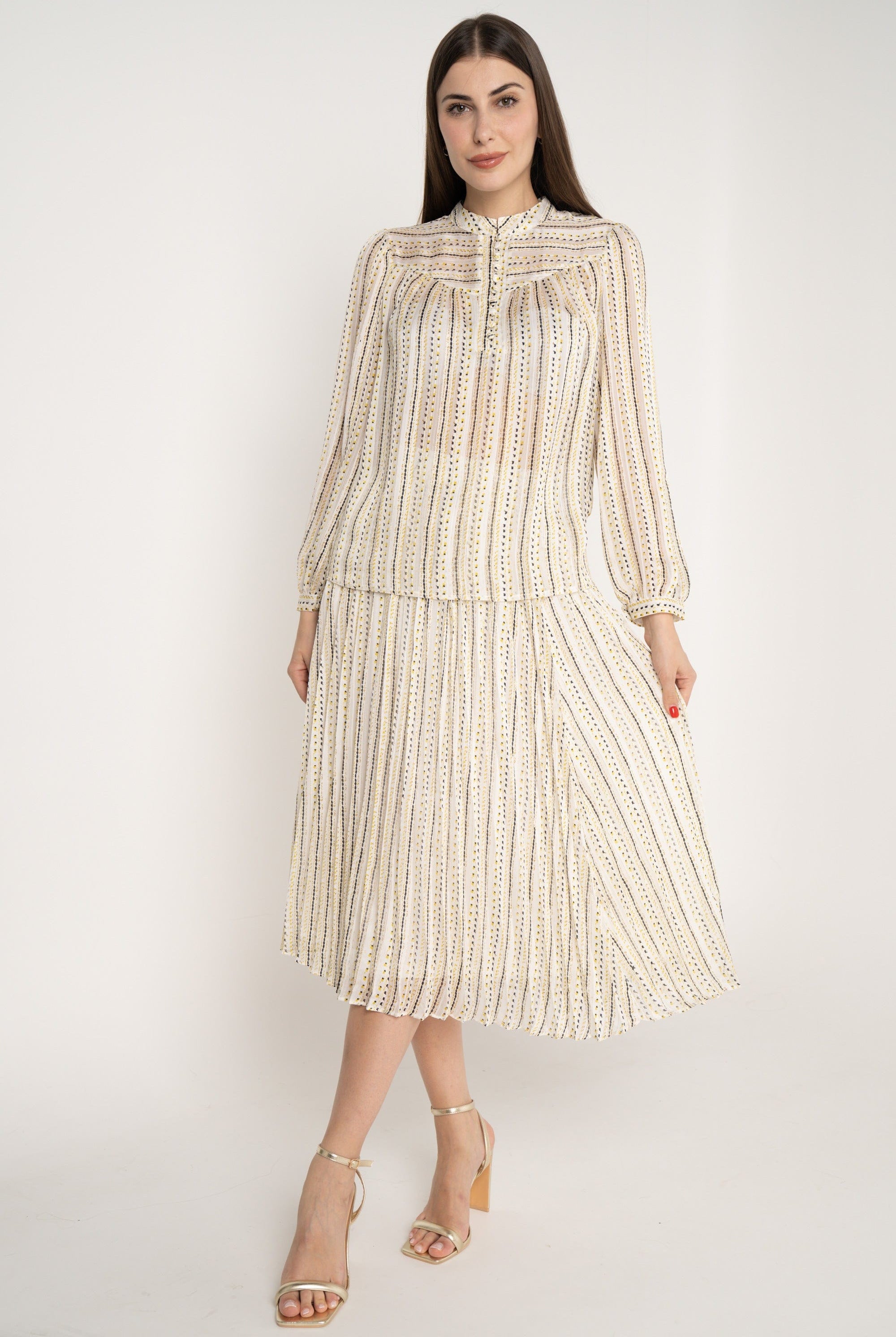 ميكا تنورة ميدي مقلمة بالنقش