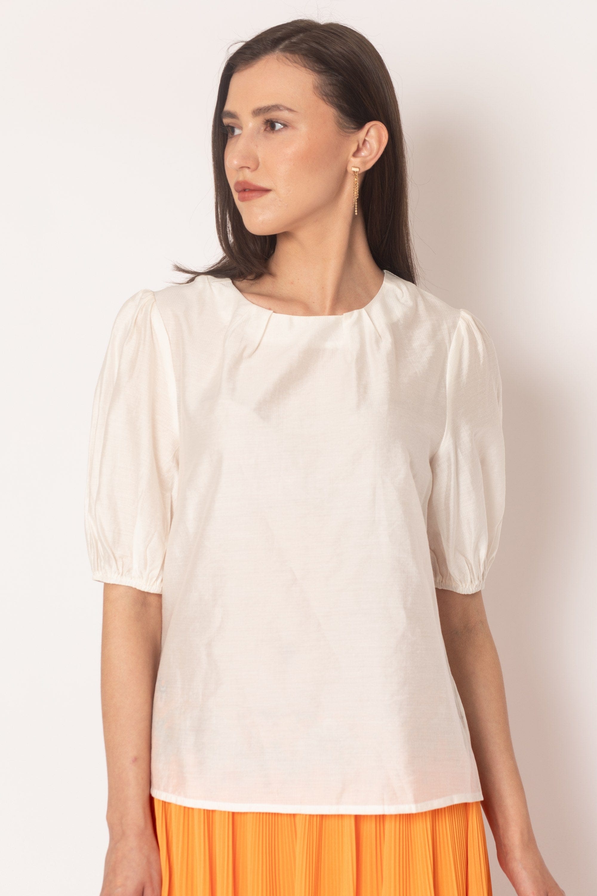 ميكا بلوزة بأكمام قصيرة فضفاضة برقبة دائرية