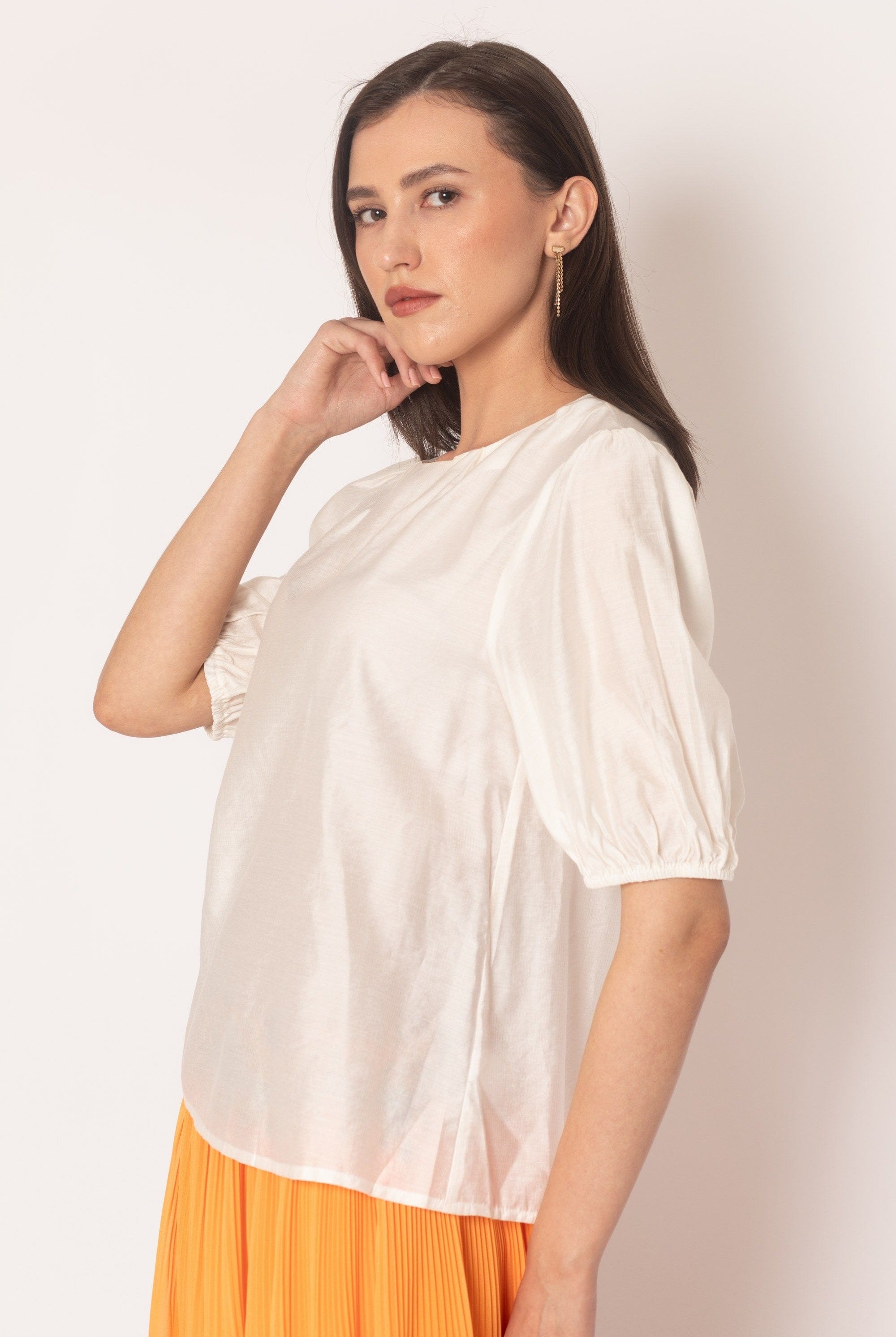 ميكا بلوزة بأكمام قصيرة فضفاضة برقبة دائرية