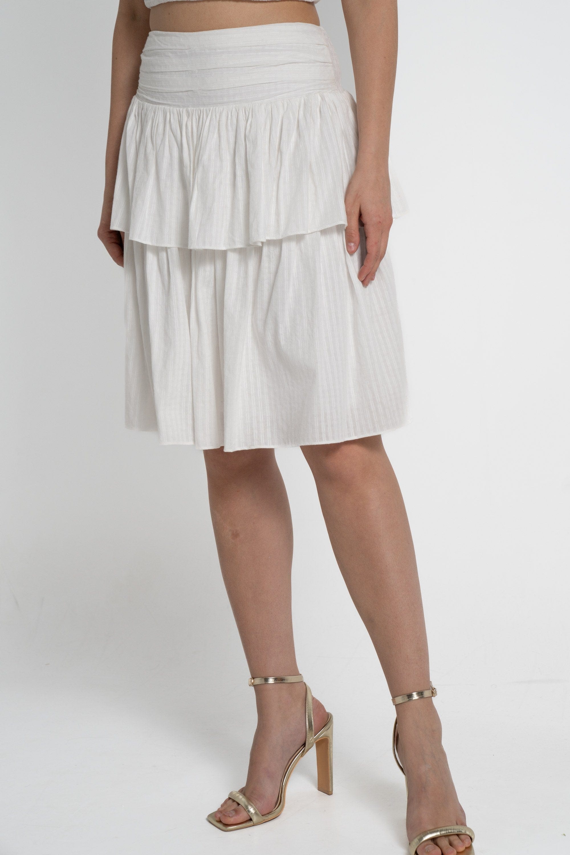 ميكا تنورة بطول الركبة نسائي طبقات