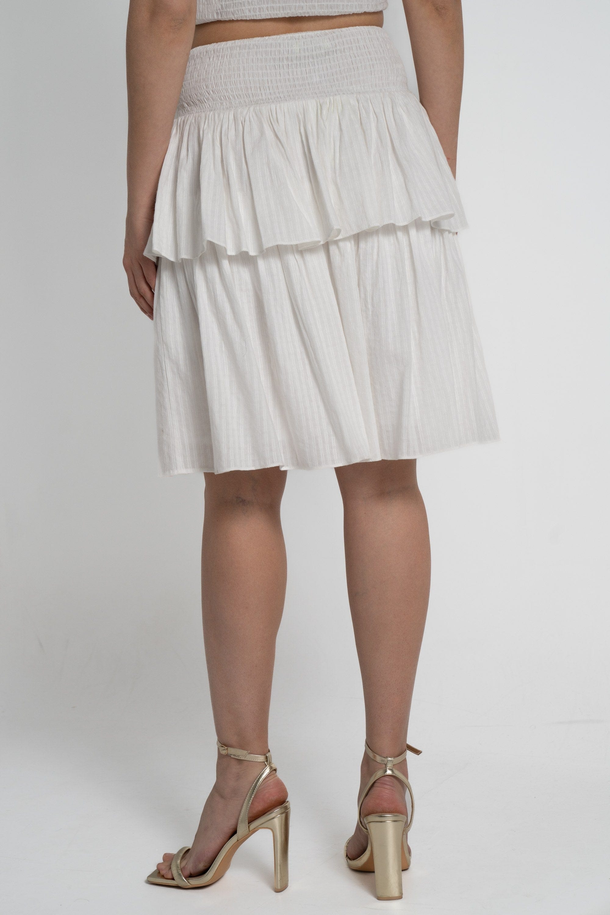 ميكا تنورة بطول الركبة نسائي طبقات