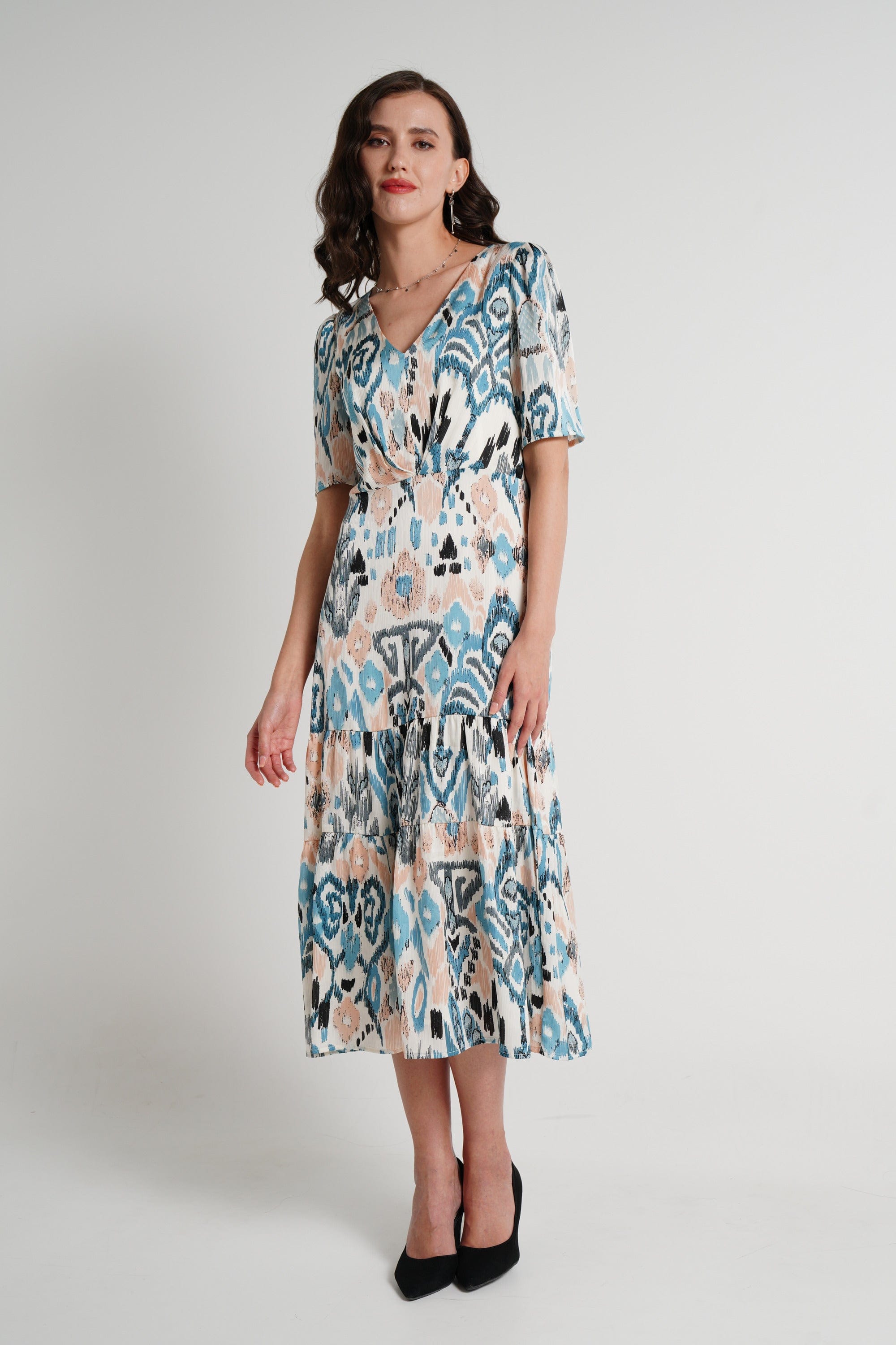 ู
ููุง ูุณุชุงู ู
ูุฏู ุจุฃูู
ุงู
ูุตูุฑุฉ ู
ูููุด ู
ุฎุตุฑ ูุณุงุฆู