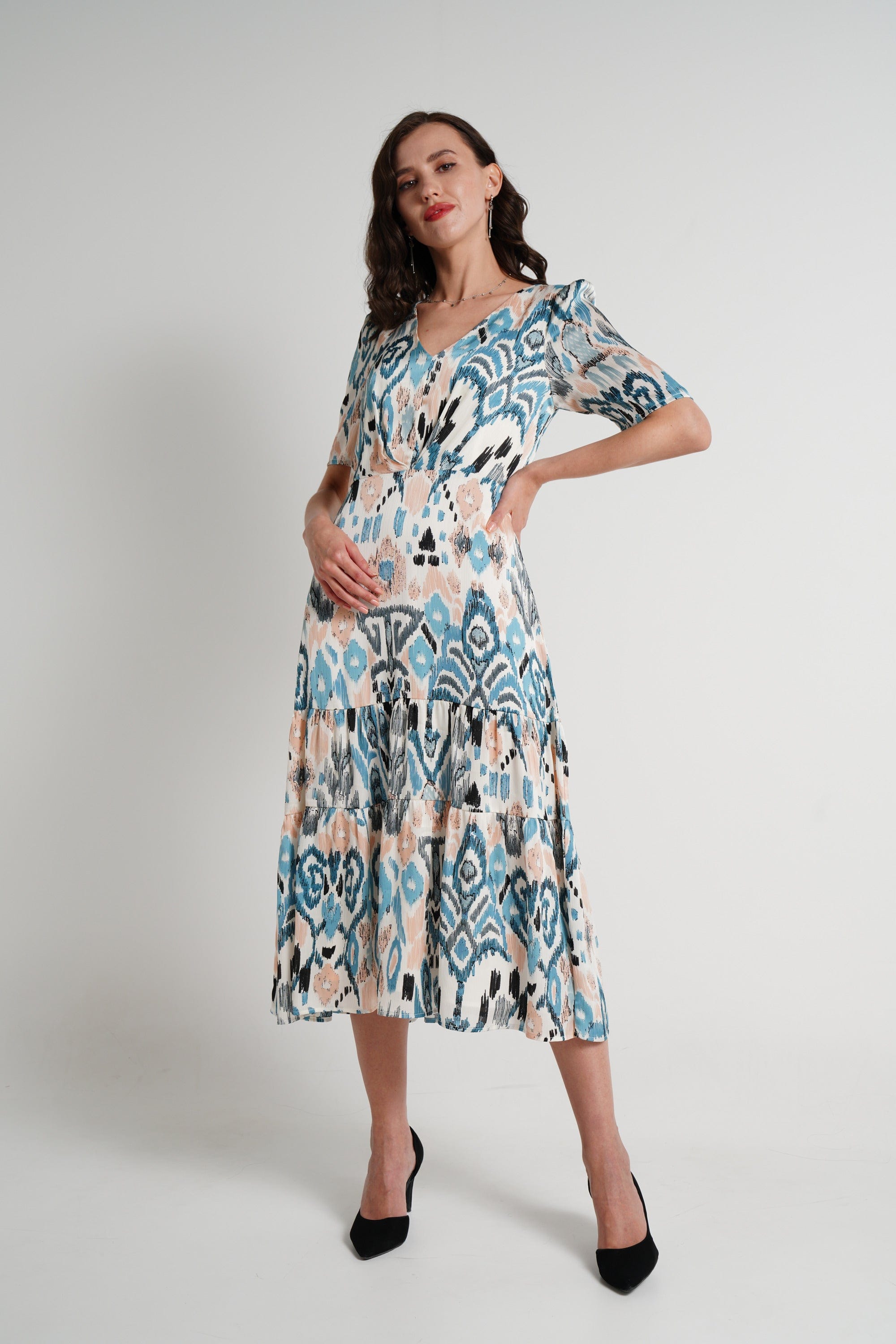 ู
ููุง ูุณุชุงู ู
ูุฏู ุจุฃูู
ุงู
ูุตูุฑุฉ ู
ูููุด ู
ุฎุตุฑ ูุณุงุฆู