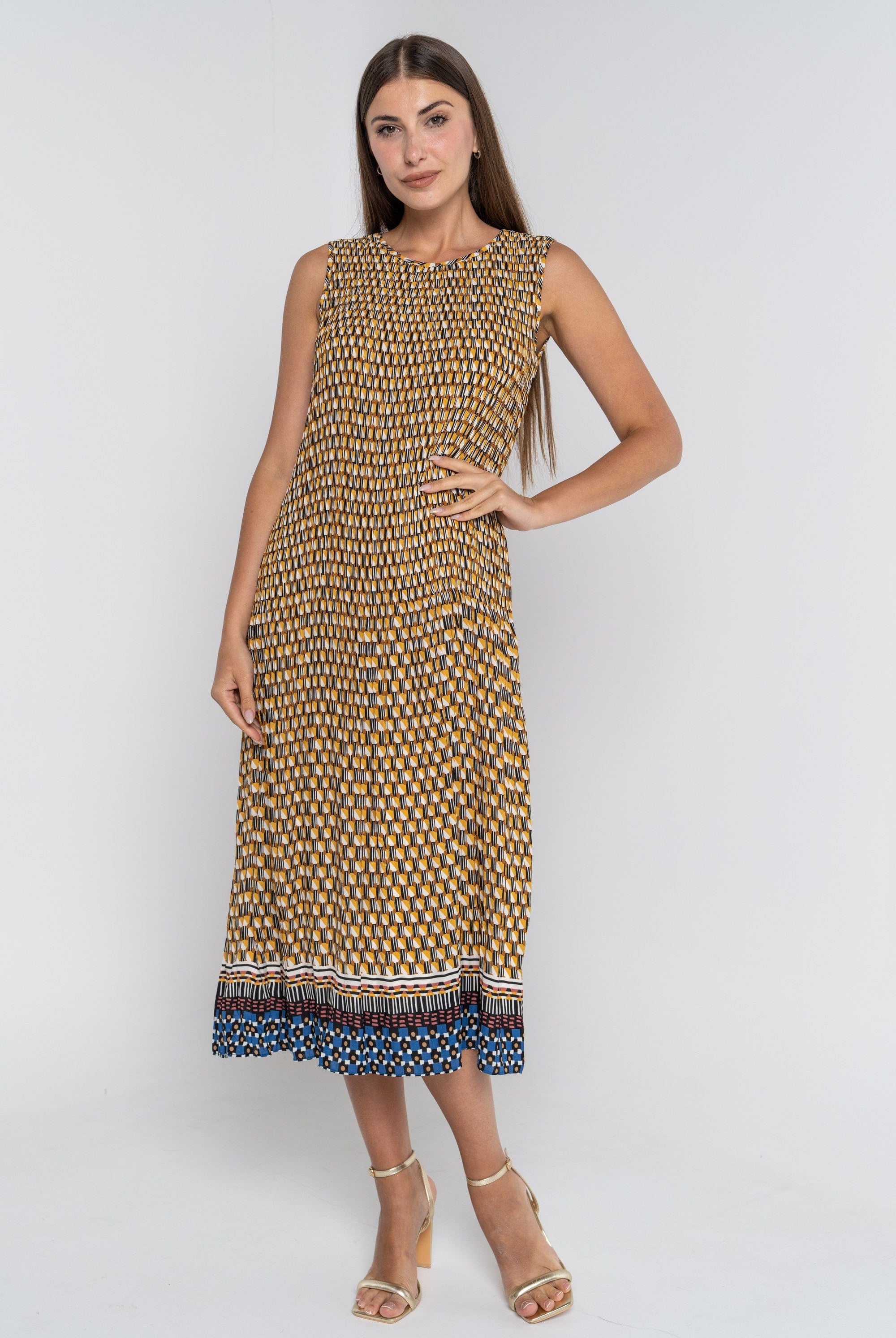 ميكا فستان ميدي بدون أكمام منقوش