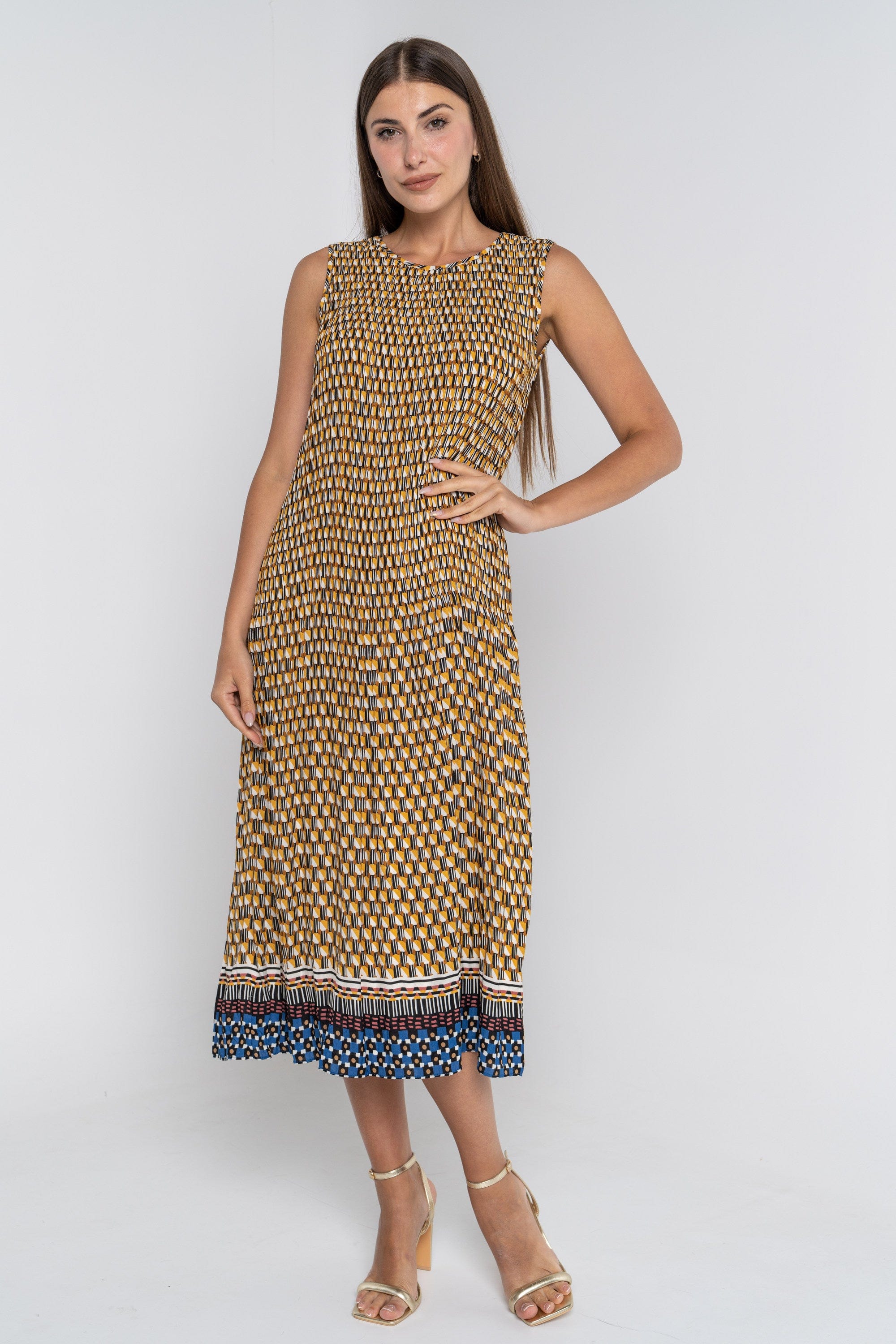 ميكا فستان ميدي بدون أكمام منقوش