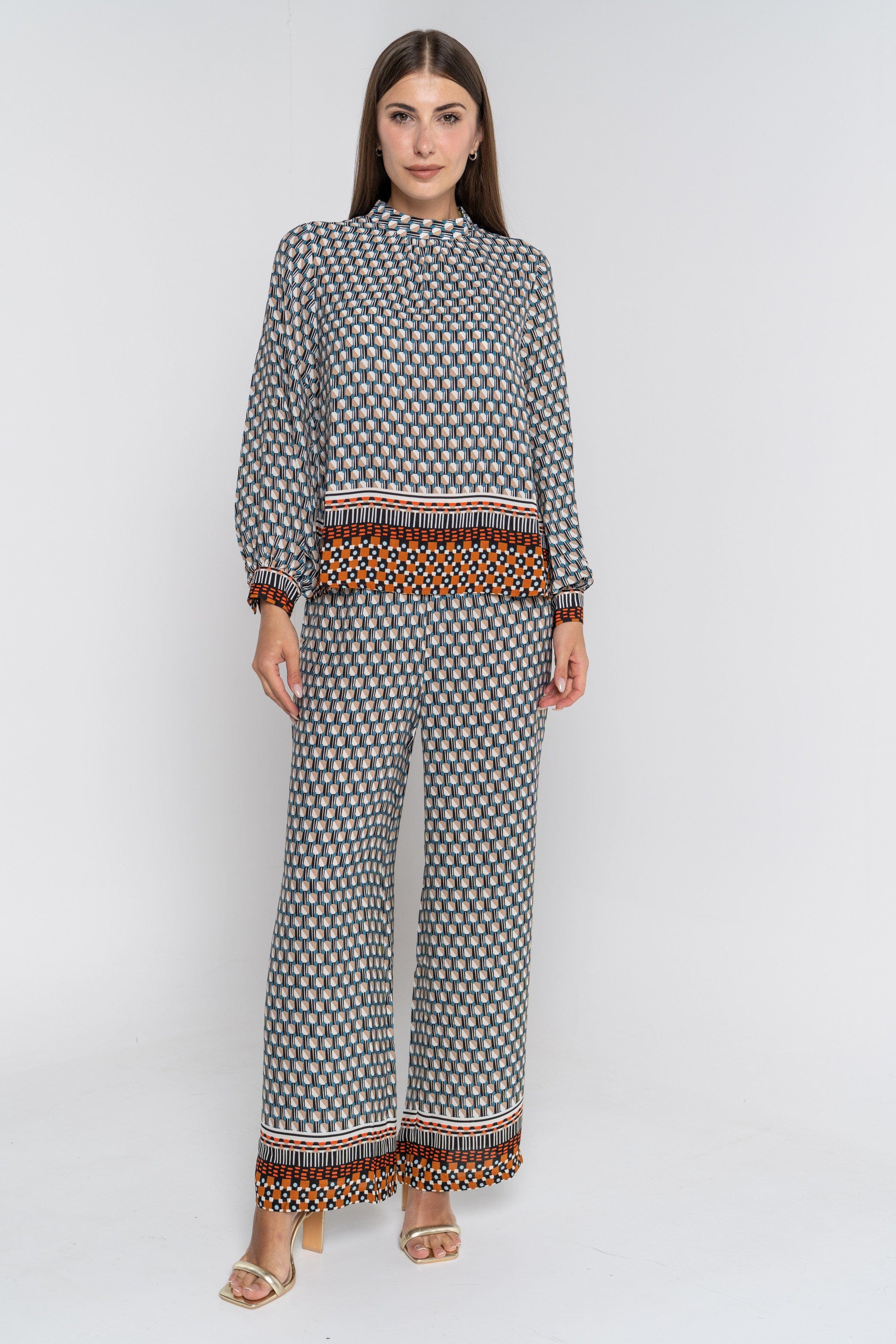 ู
ููุง ุจูุทููู ุทููู ู
ูููุด