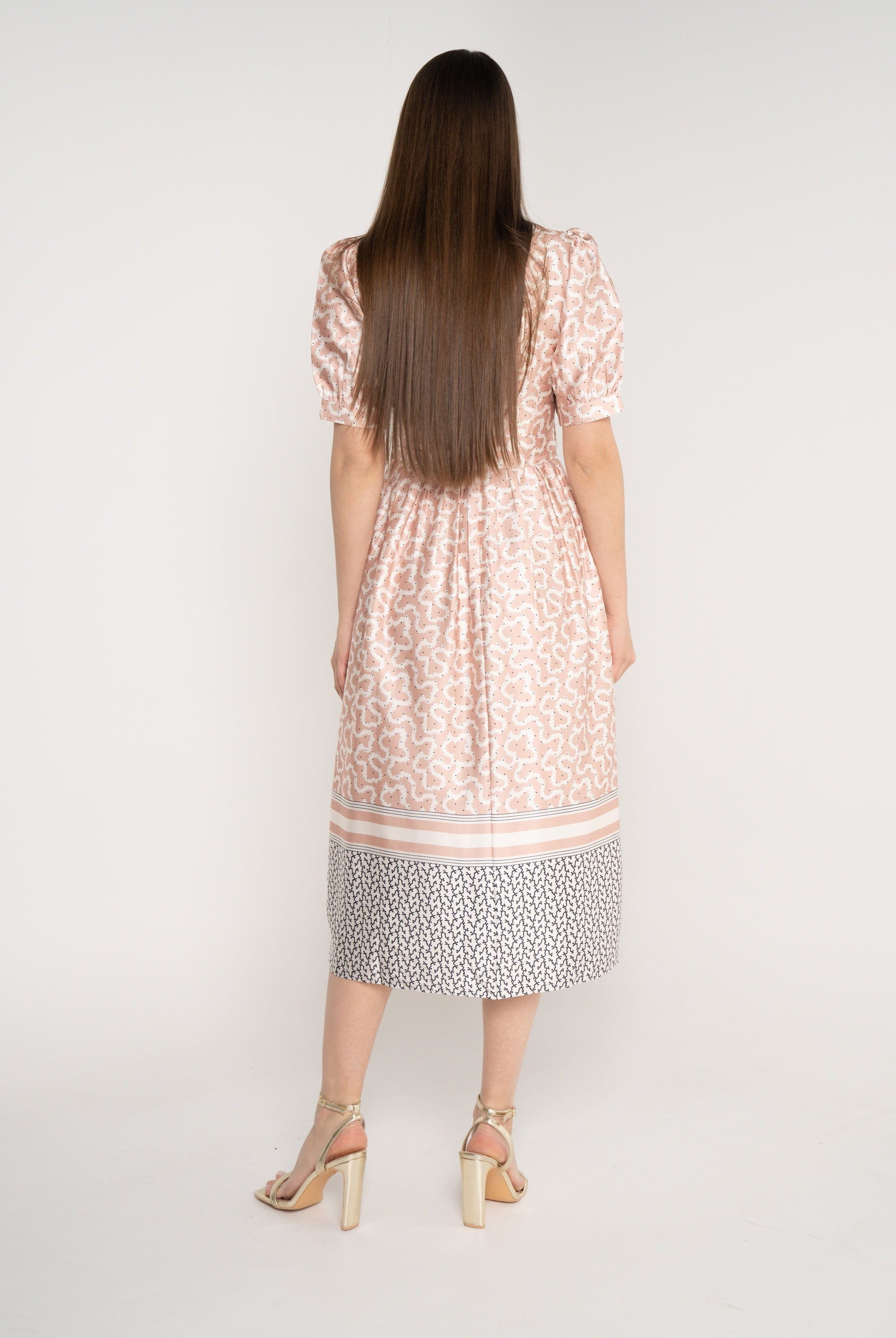 ميكا فستان ميدي مخصر برباط على الخصر نص كم بف نسائي