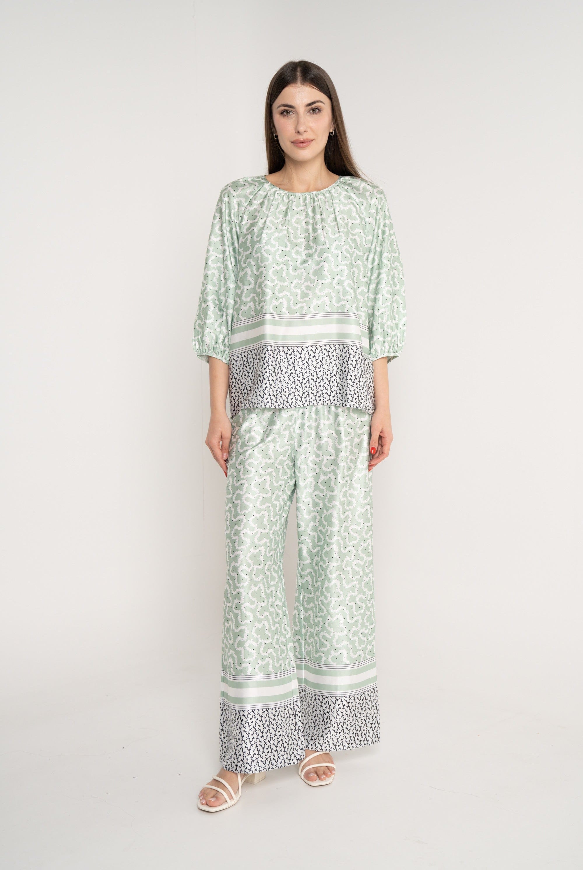 ميكا بنطلون طويل منقوش واسع سادة خصر مرتفع