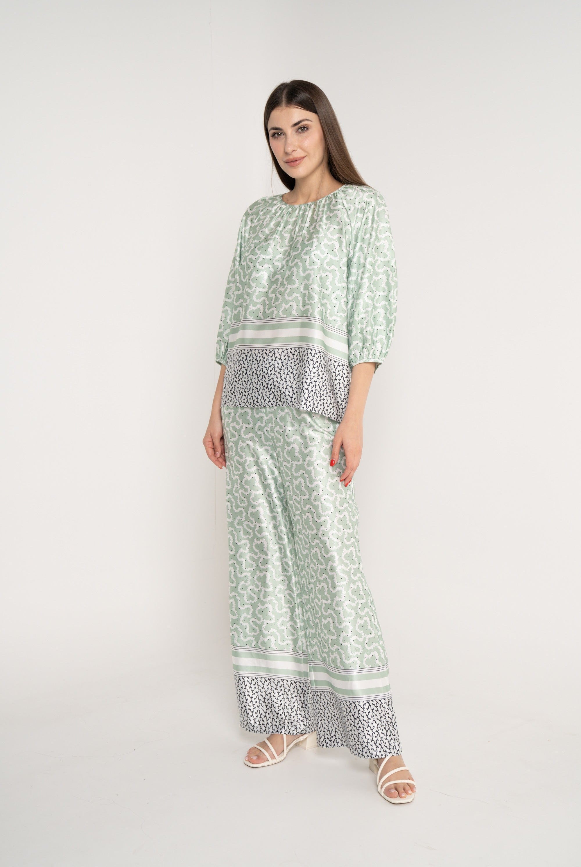 ميكا بنطلون طويل منقوش واسع سادة خصر مرتفع