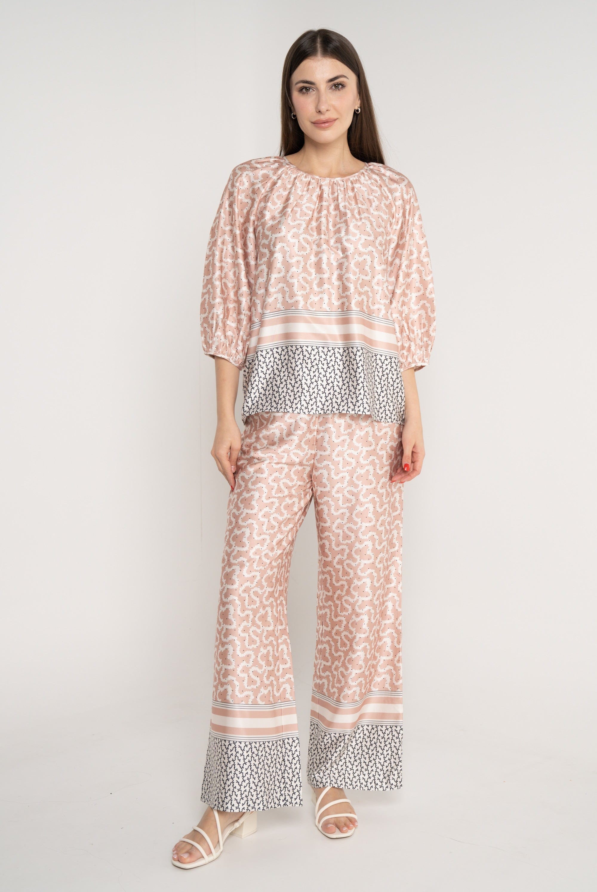 ميكا بنطلون طويل منقوش واسع سادة خصر مرتفع