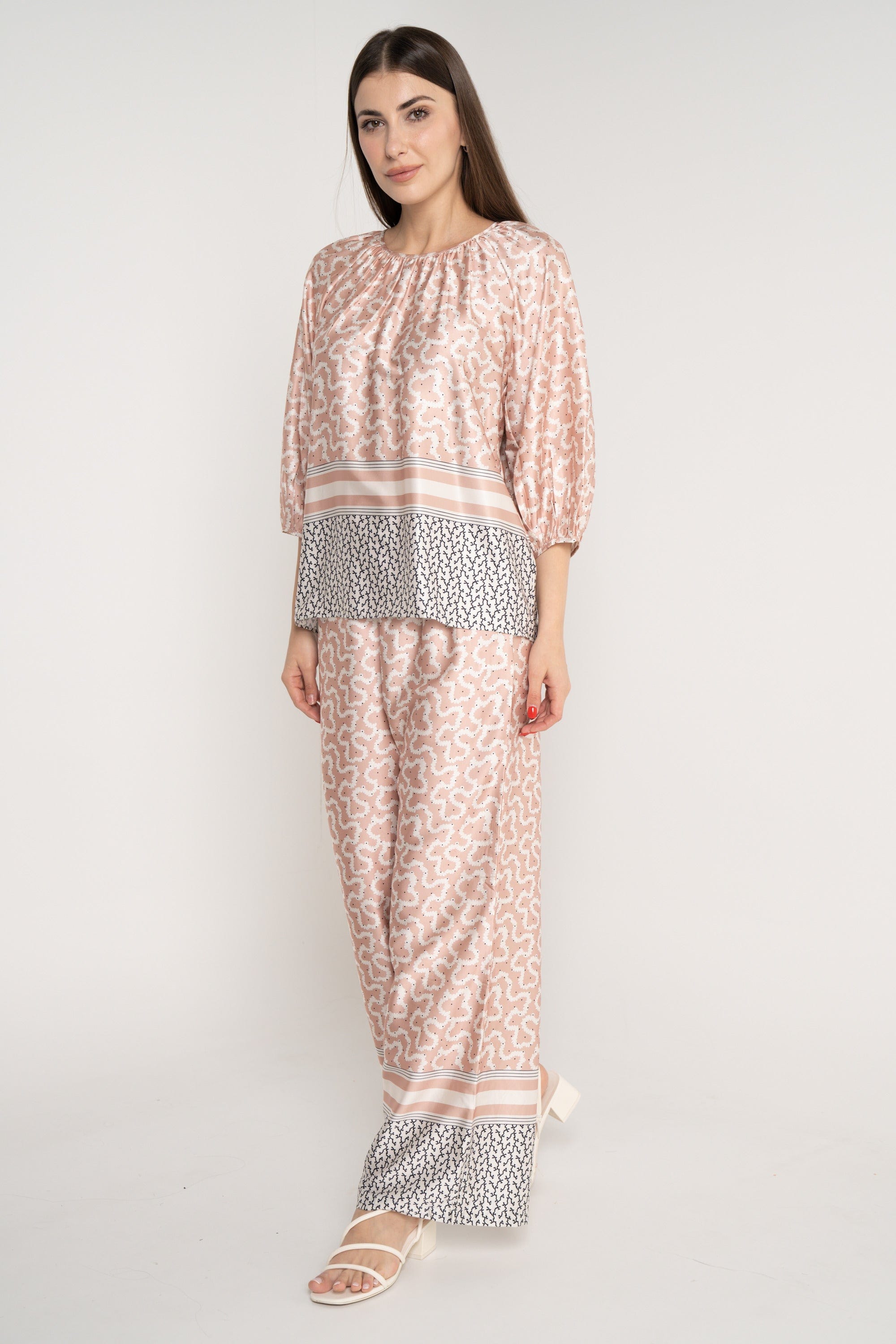 ميكا بنطلون طويل منقوش واسع سادة خصر مرتفع