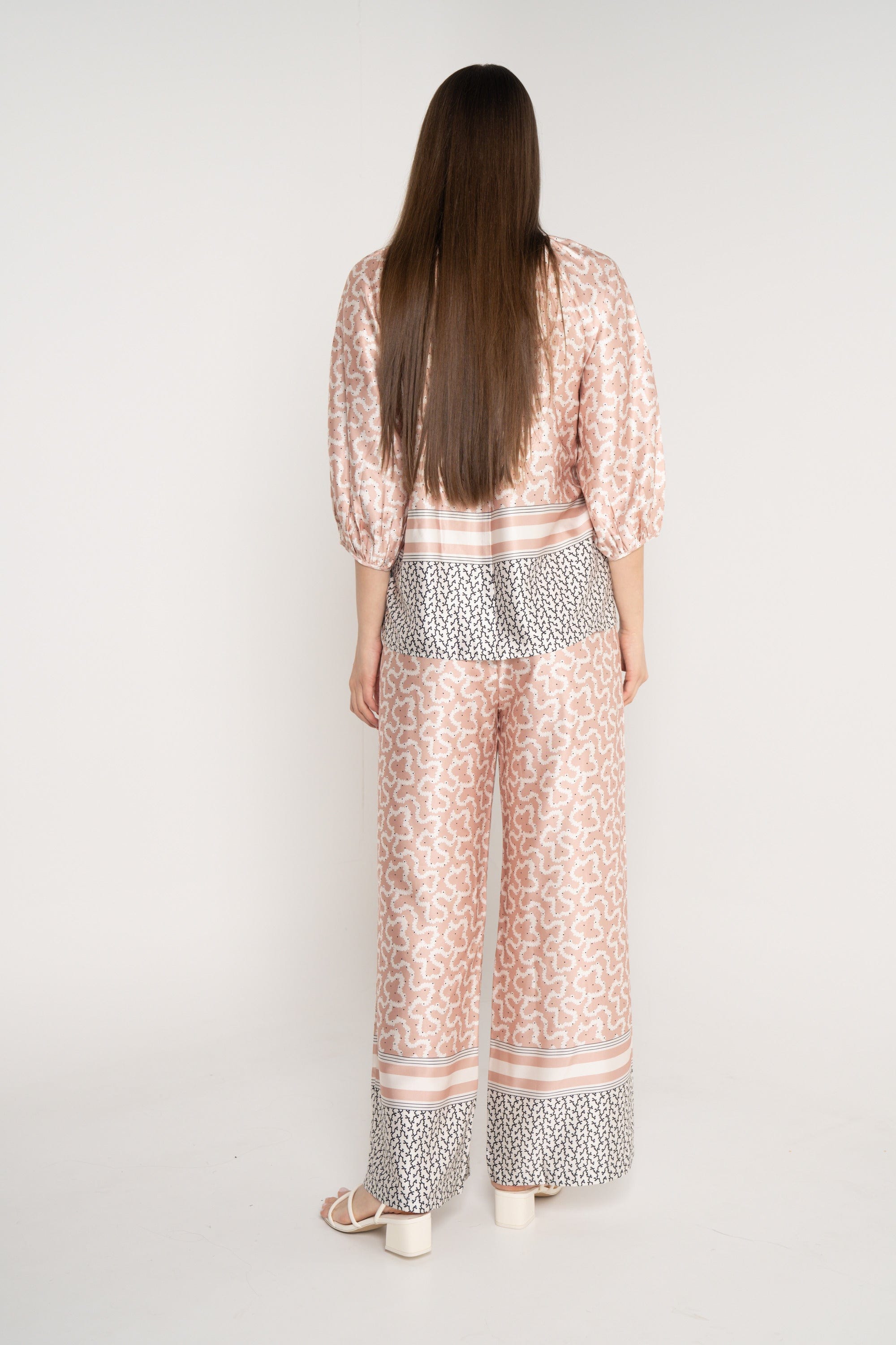 ميكا بنطلون طويل منقوش واسع سادة خصر مرتفع