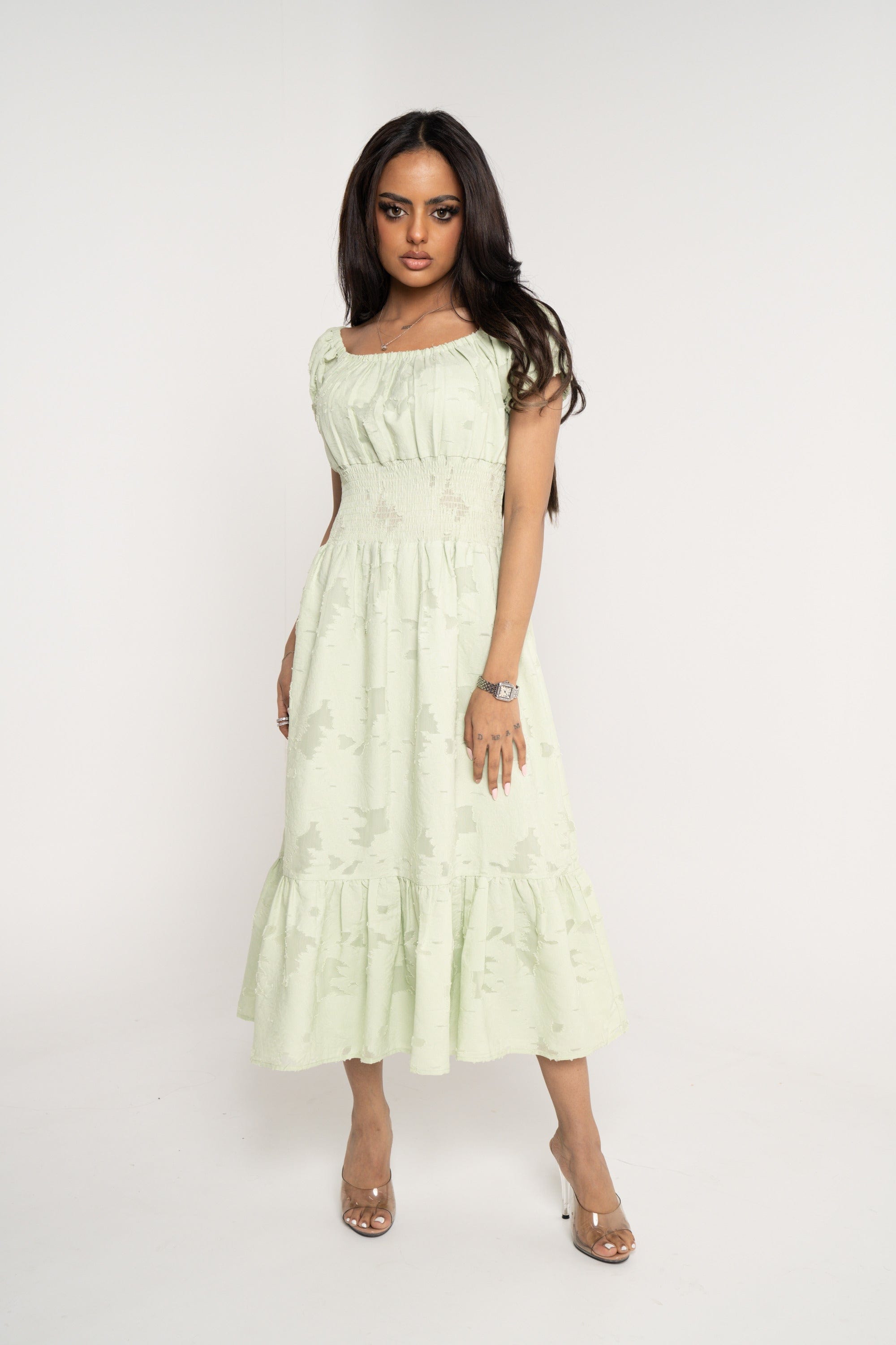 ميكا فستان ميدي مخصر كم قصير بفتحة رقبة دائرية