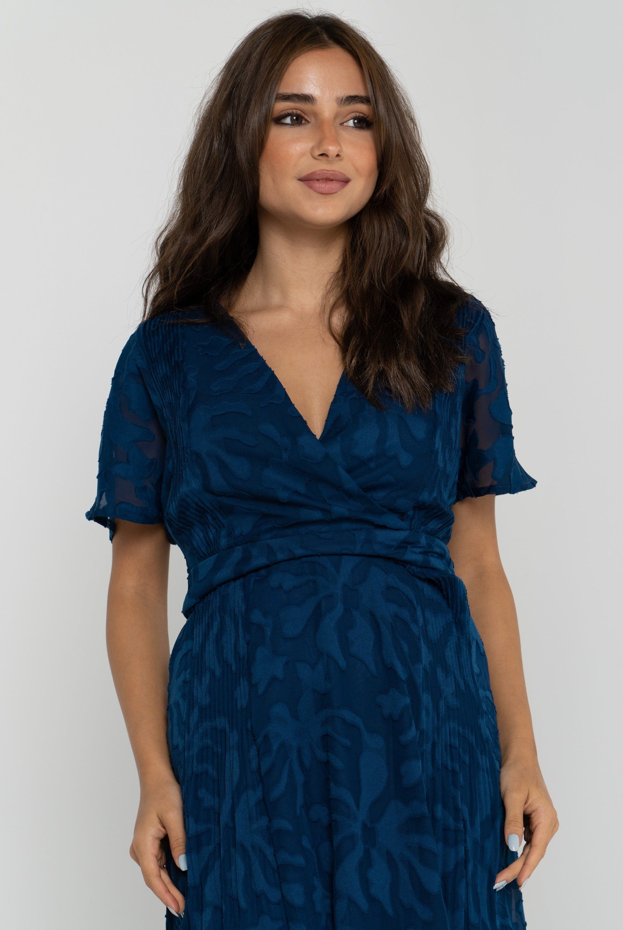 ميكا فستان ماكسي مخصر كم قصير فتحة V نسائي