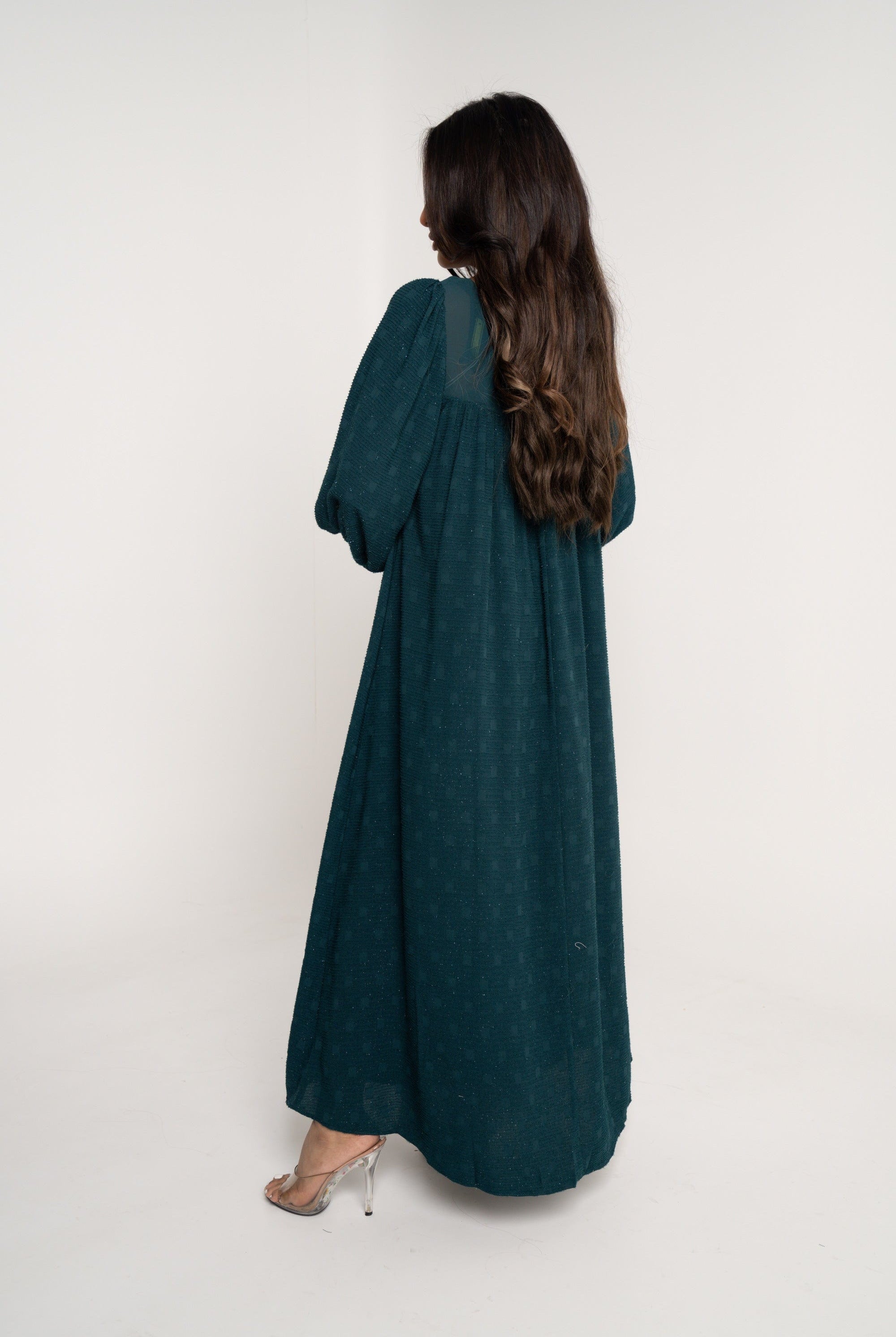 ميكا فستان ميدي بأكمام طويلة سادة