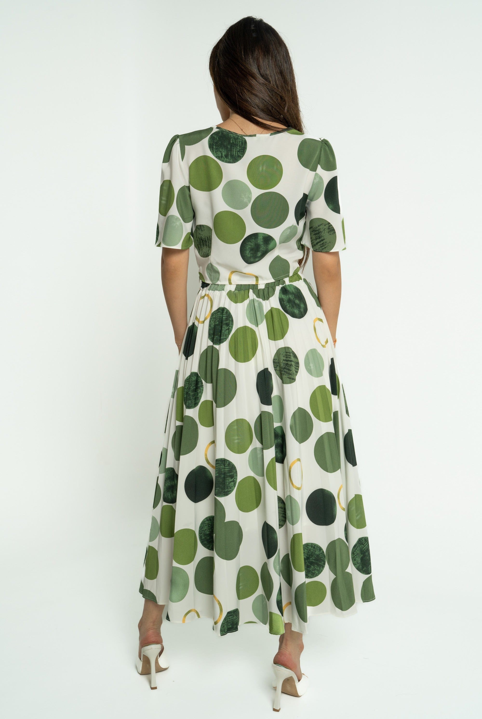 ميكا تنورة ميدي بليسية بنمط دوائر