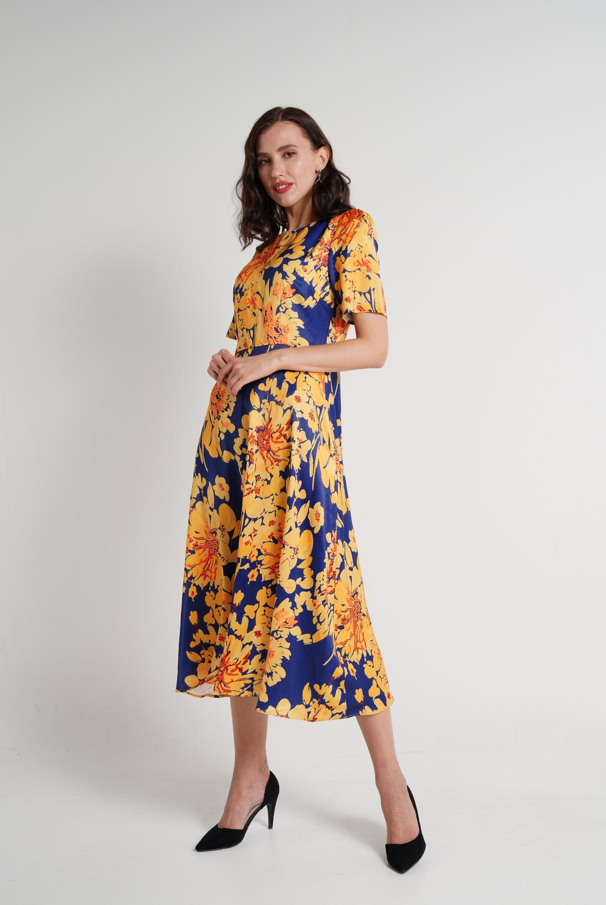 ميكا فستان ميدي بأكمام قصيرة مشجر أزرق داكن