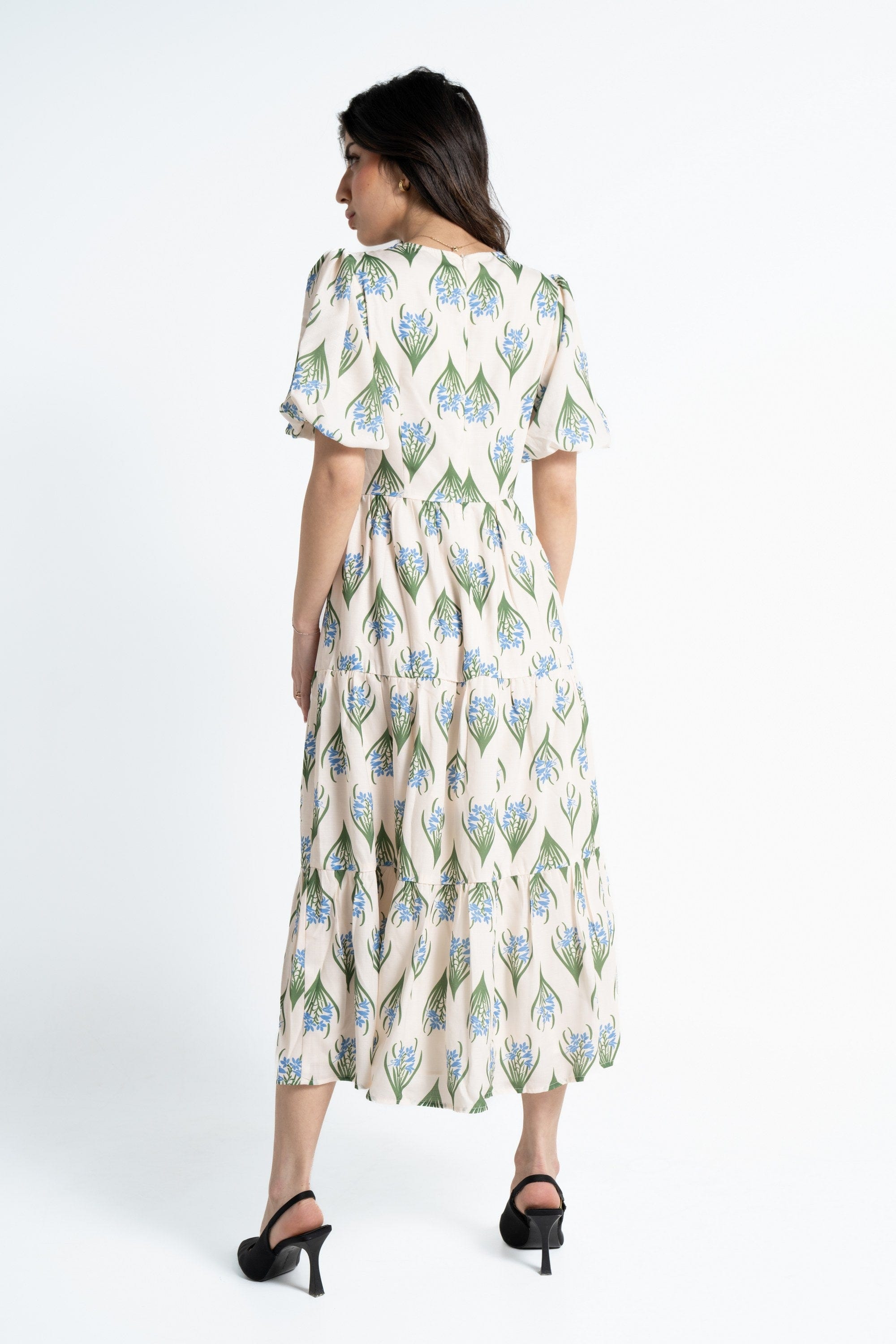 ู
ููุง ูุณุชุงู ู
ูุฏู ู
ุดุฌุฑ ุจุฃูู
ุงู
ูุตูุฑุฉ ู
ูููุฎุฉ