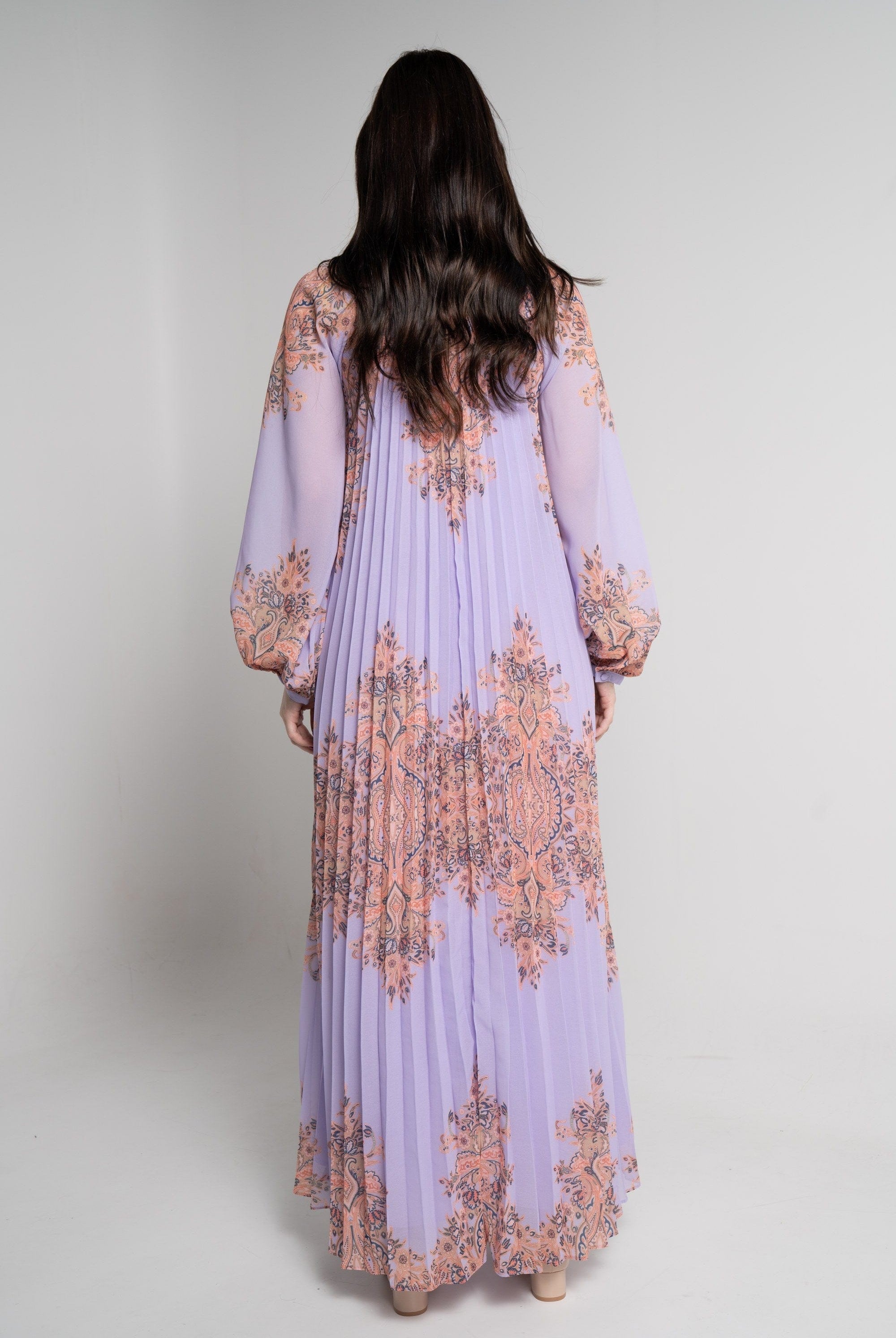 ู
ููุง ูุณุชุงู ู
ุงูุณู ุจุฃูู
ุงู
ุทูููุฉ ุจููุณูู ู
ุดุฌุฑ ูุณุงุฆู ุฃุฑุฌูุงูู