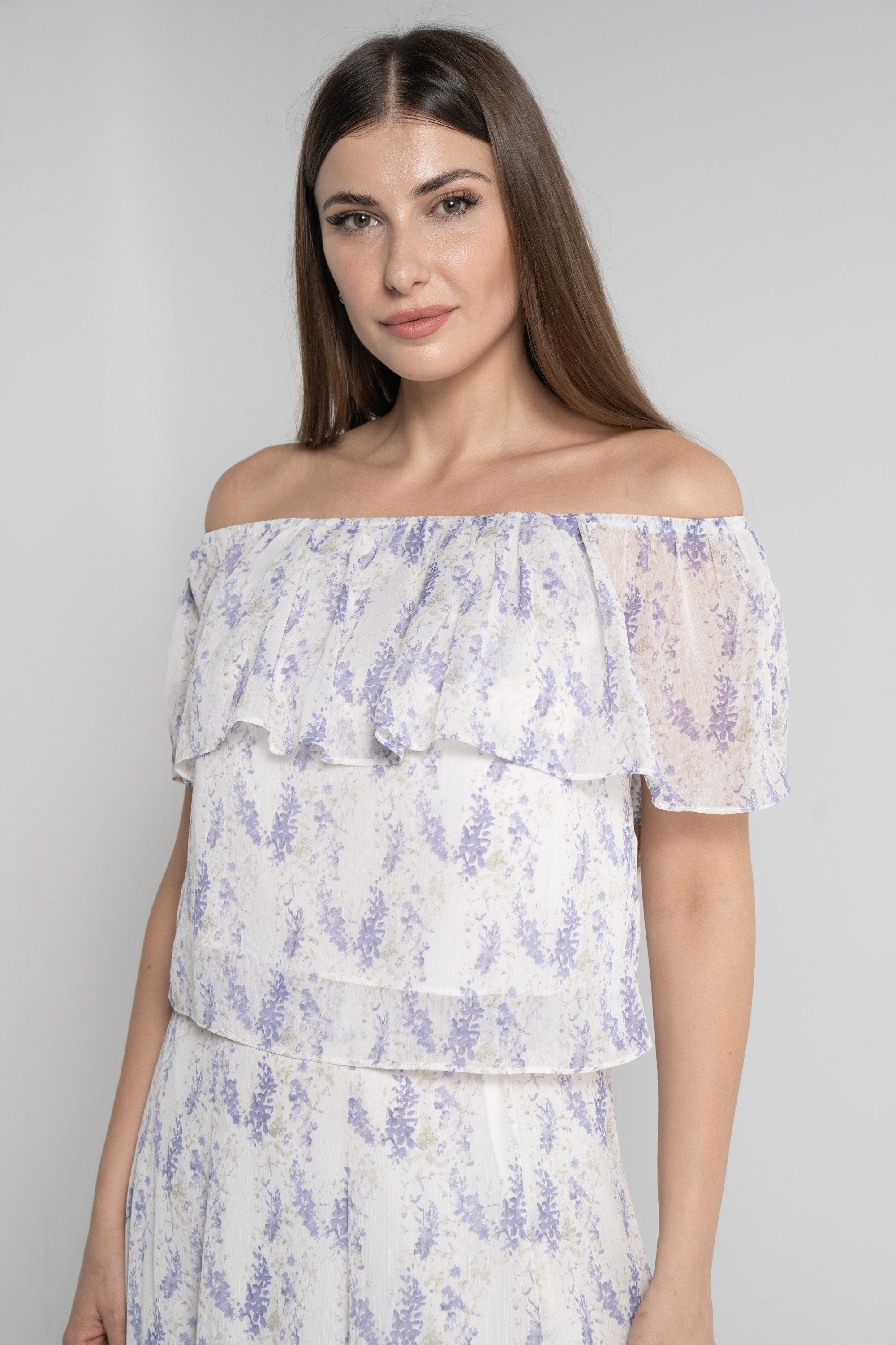 ميكا بلوزة بأكمام قصيرة أوف شولدر مشجرة أوف وايت